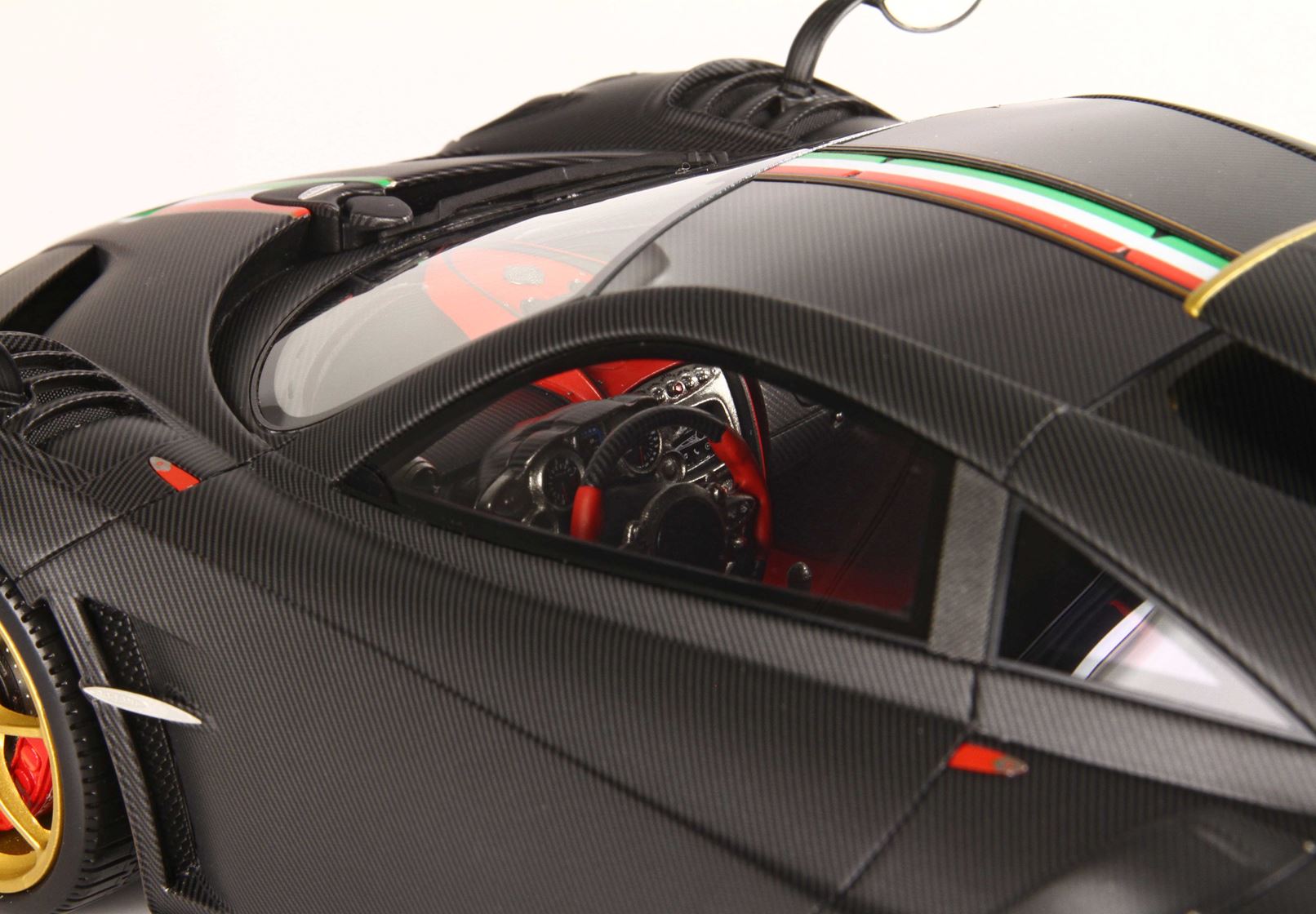 BBR Pagani Imola Full Carbon 1:18 scale