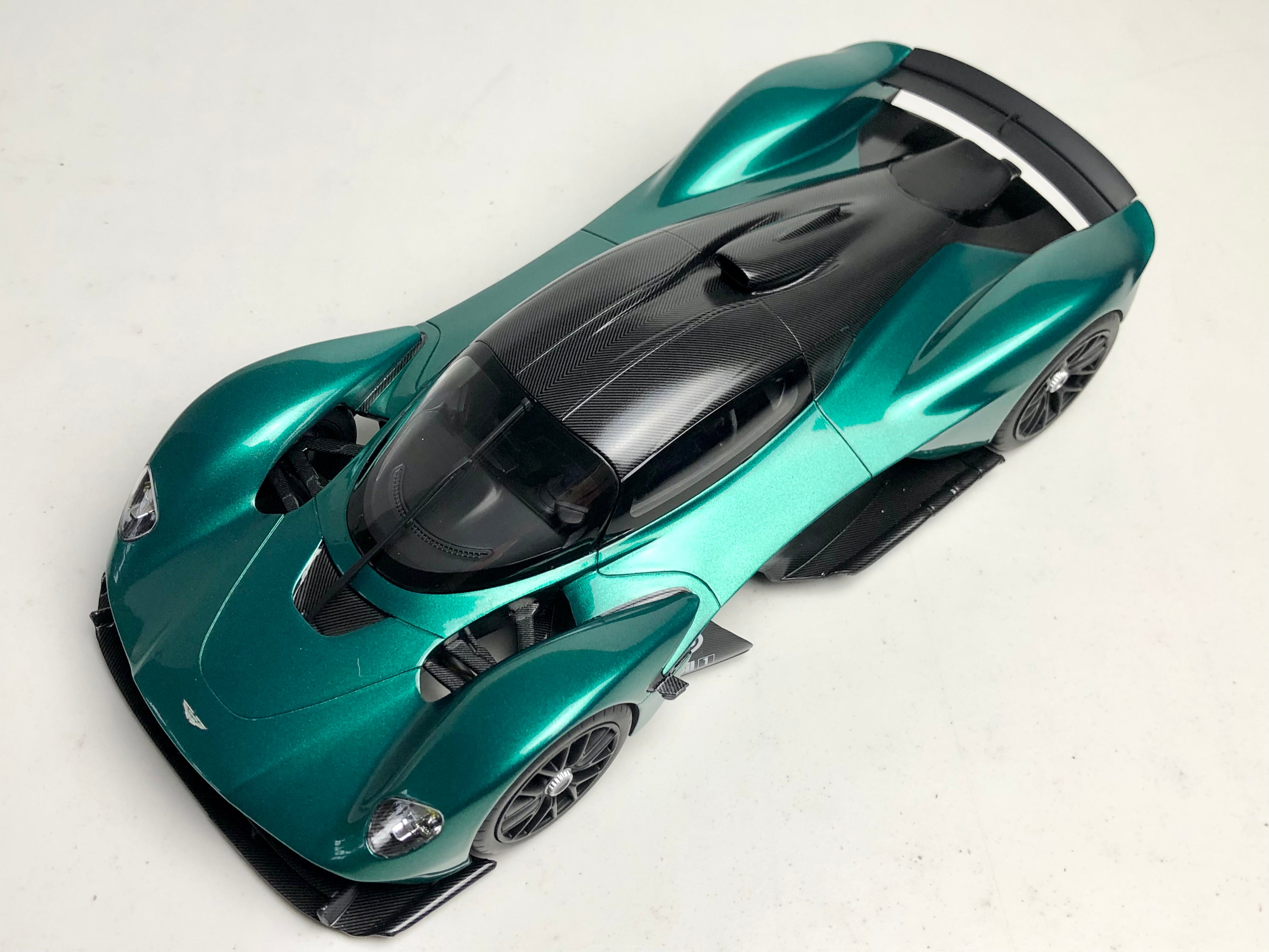 Aston Martin Valkyrie 1:18 scale