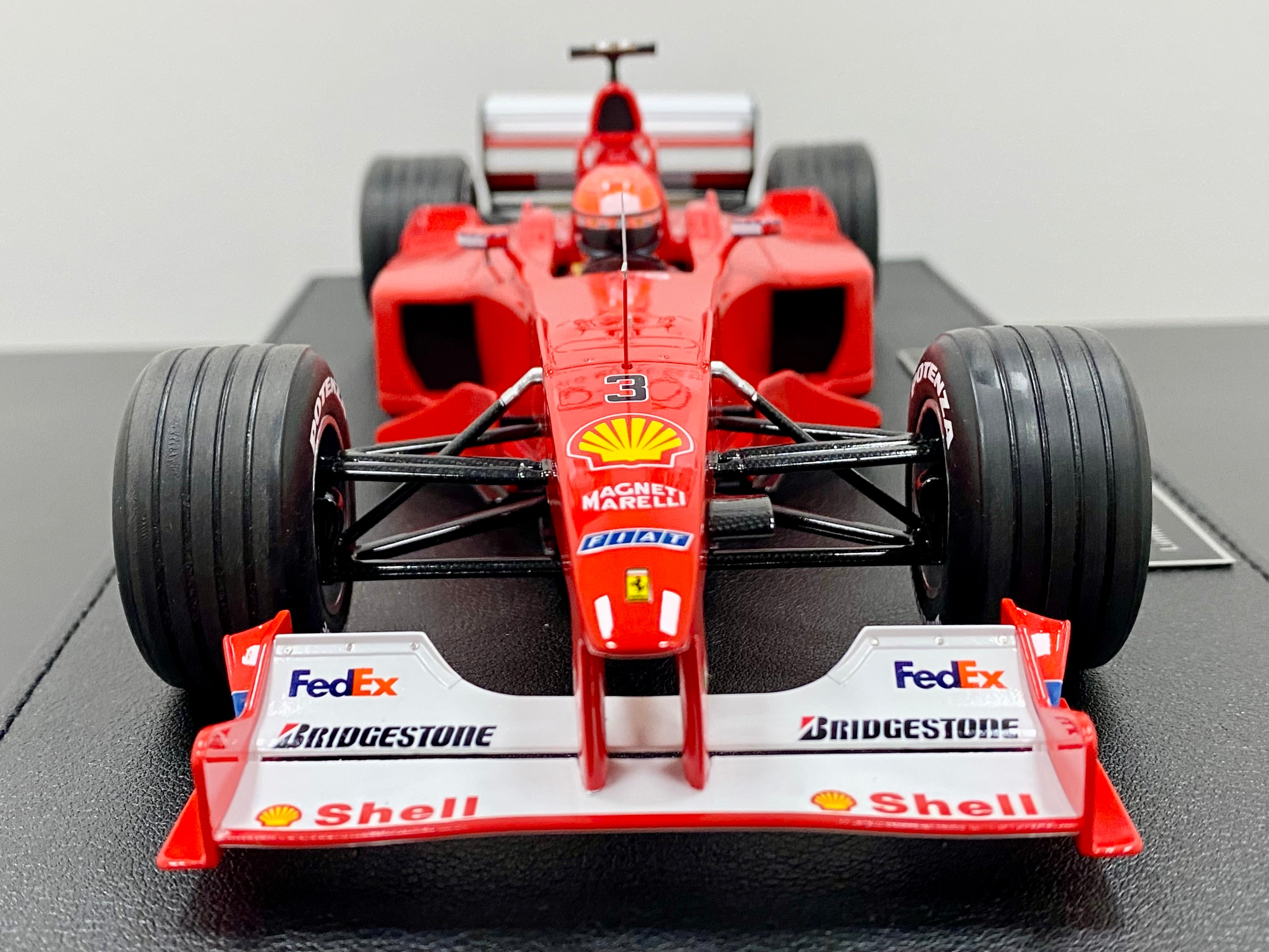 GP Replicas 1:18 scale Ferrari F1-2000 #3 Schumacher World Champion