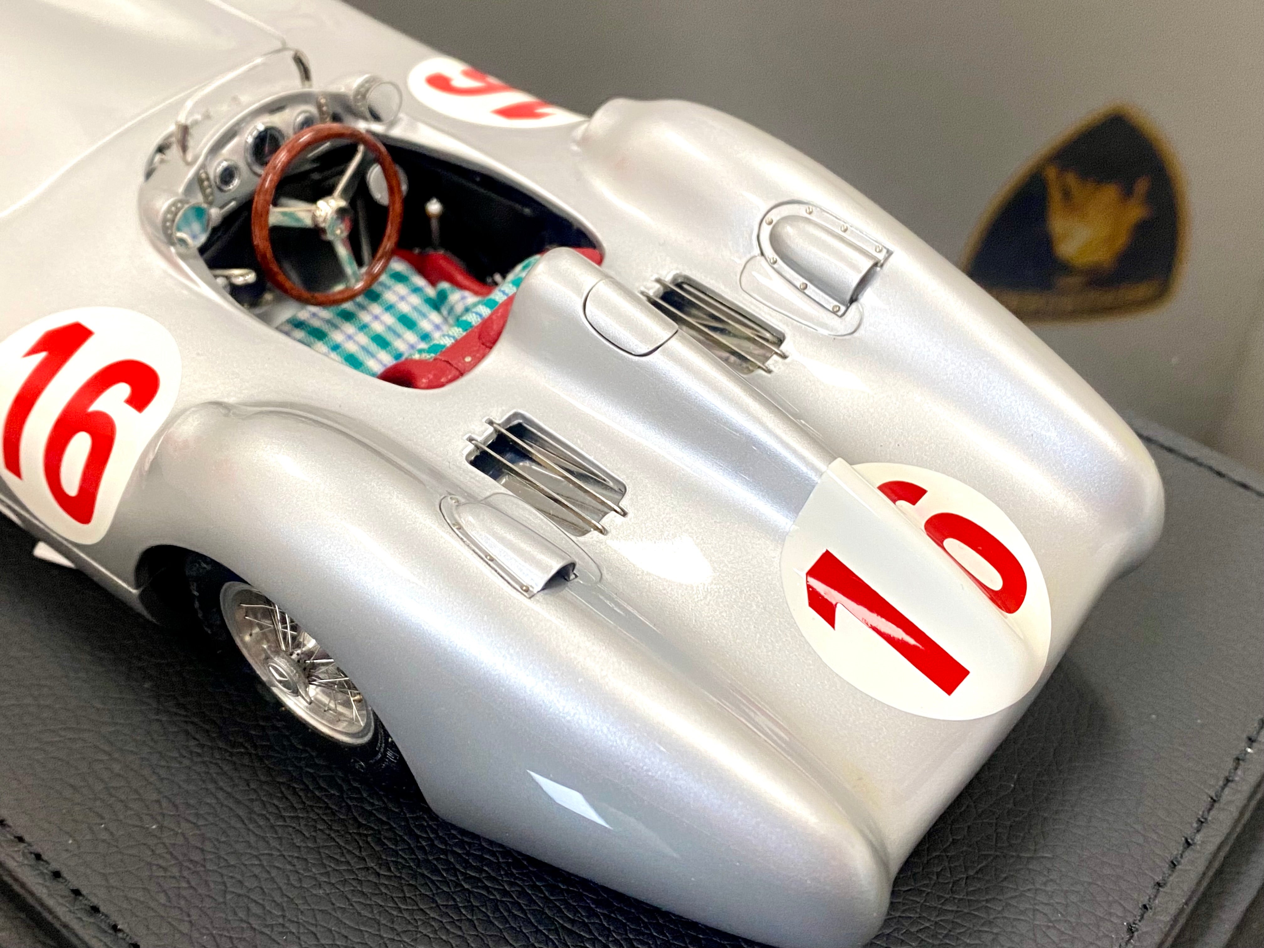 CMC M057 1:18 Mercedes W196 Streamliner #16 Stirling Moss signed plaque and case