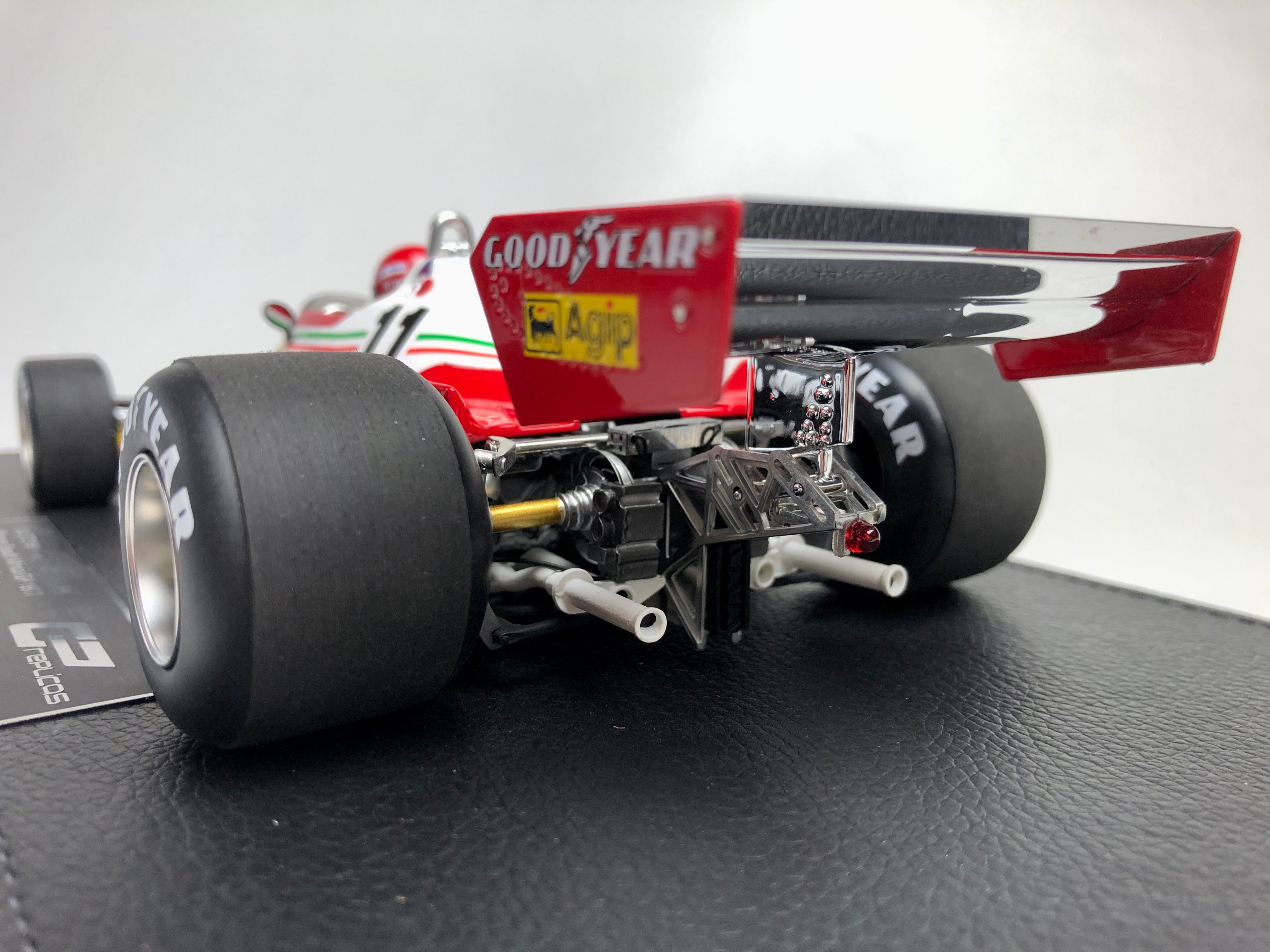 1:18 Ferrari 312 T2 #11 Niki Lauda