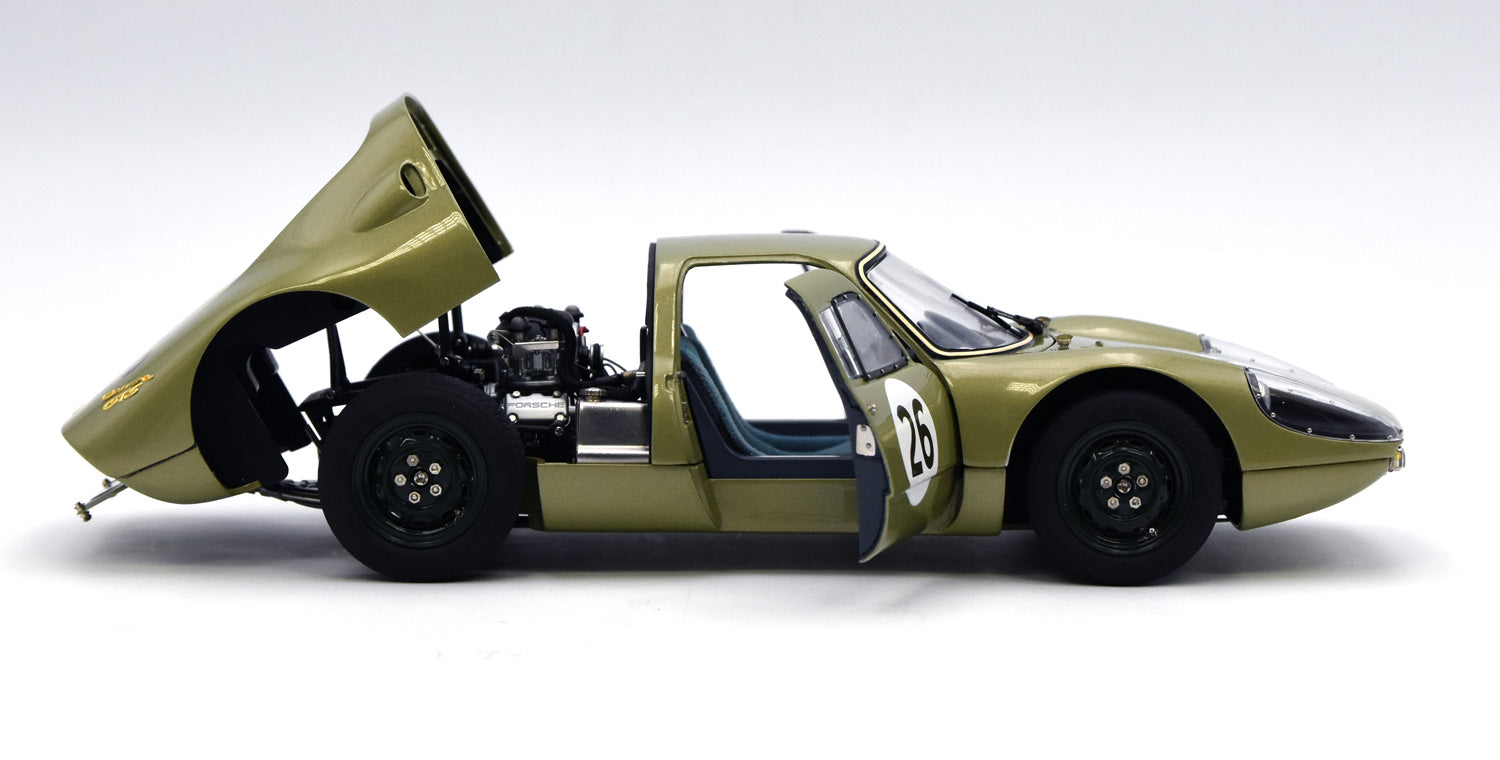 CMC 1:18 scale Porsche 904 GTS M232 Silverstone 1964 #26