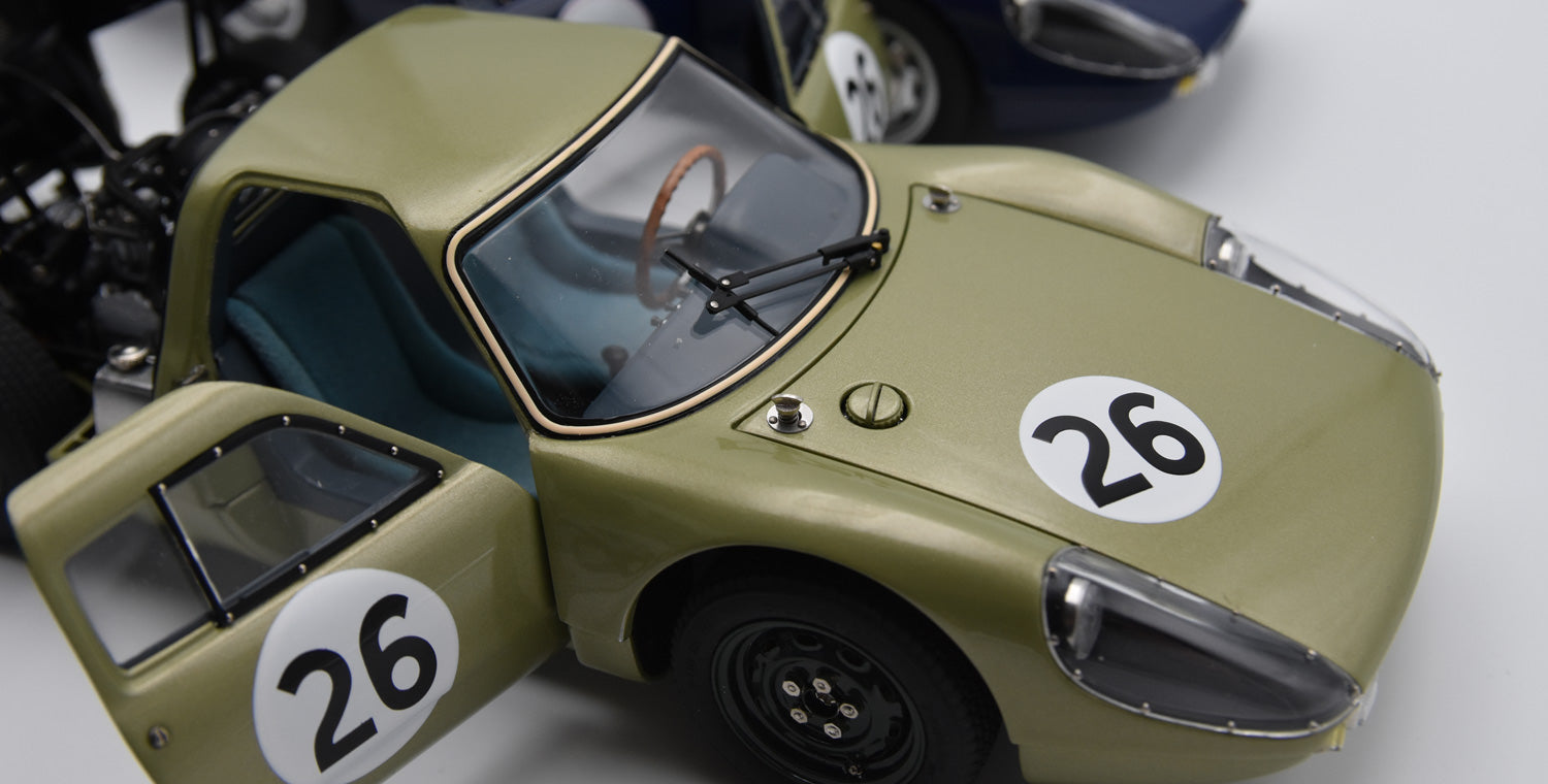 CMC 1:18 scale Porsche 904 GTS M232 Silverstone 1964 #26