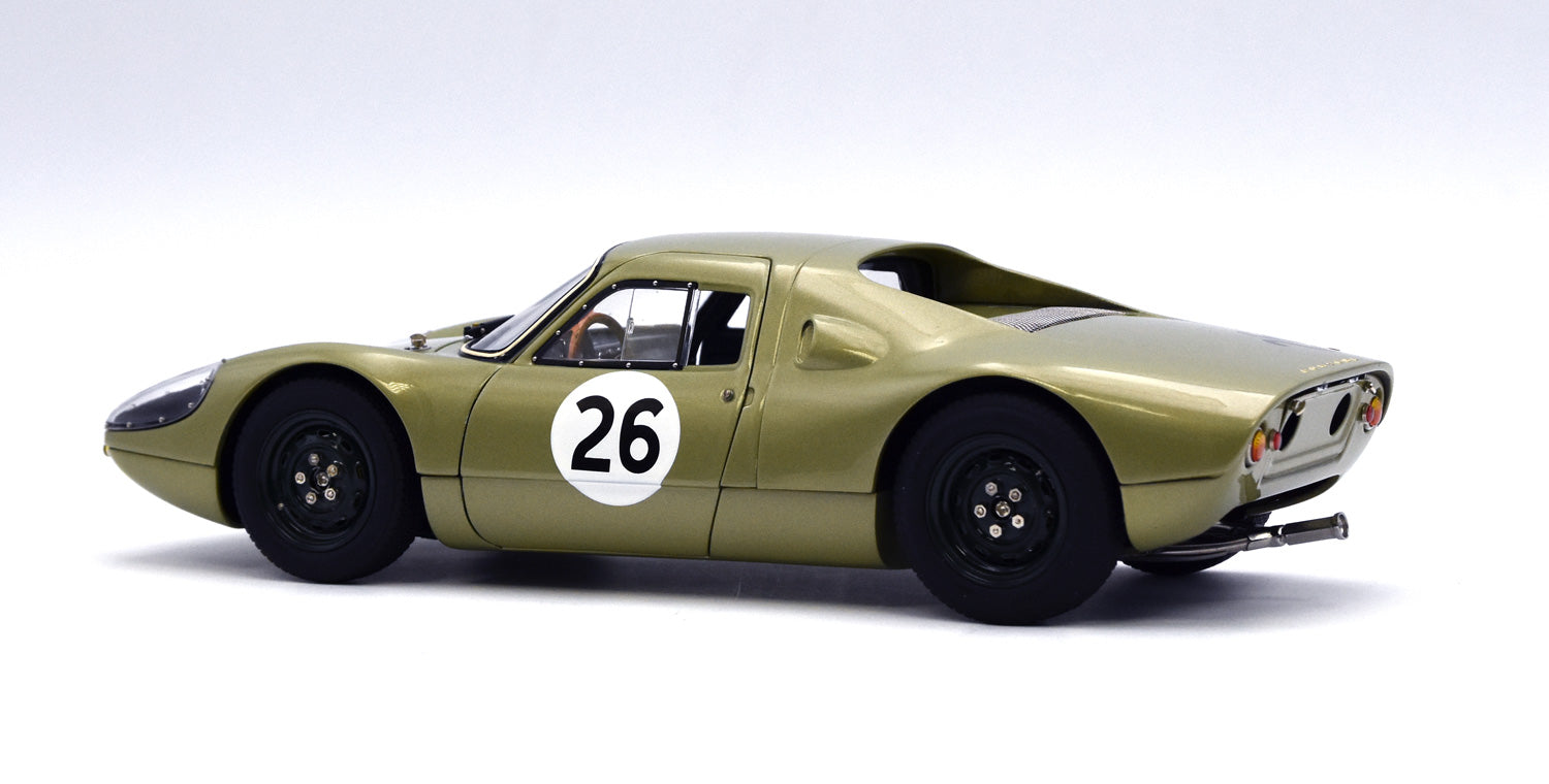 CMC 1:18 scale Porsche 904 GTS M232 Silverstone 1964 #26