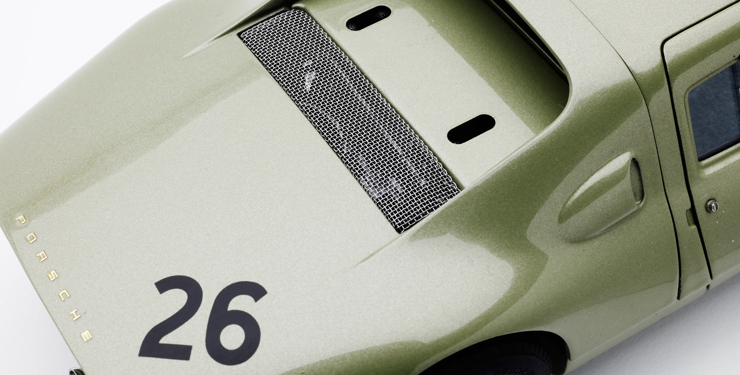 CMC 1:18 scale Porsche 904 GTS M232 Silverstone 1964 #26