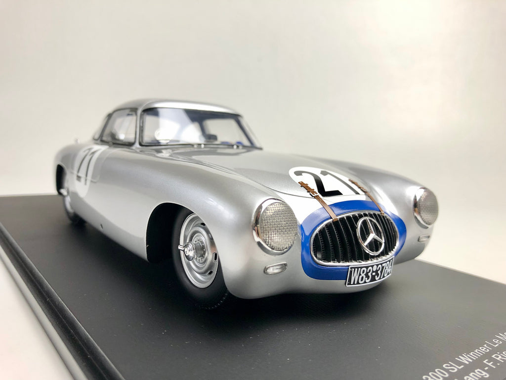 BangBookコレクションMercedes 300 SL Coupe 1952 1952 Mercedes-Benz 300 S Coupe | London 2021 | RM Sotheby's ミニカー