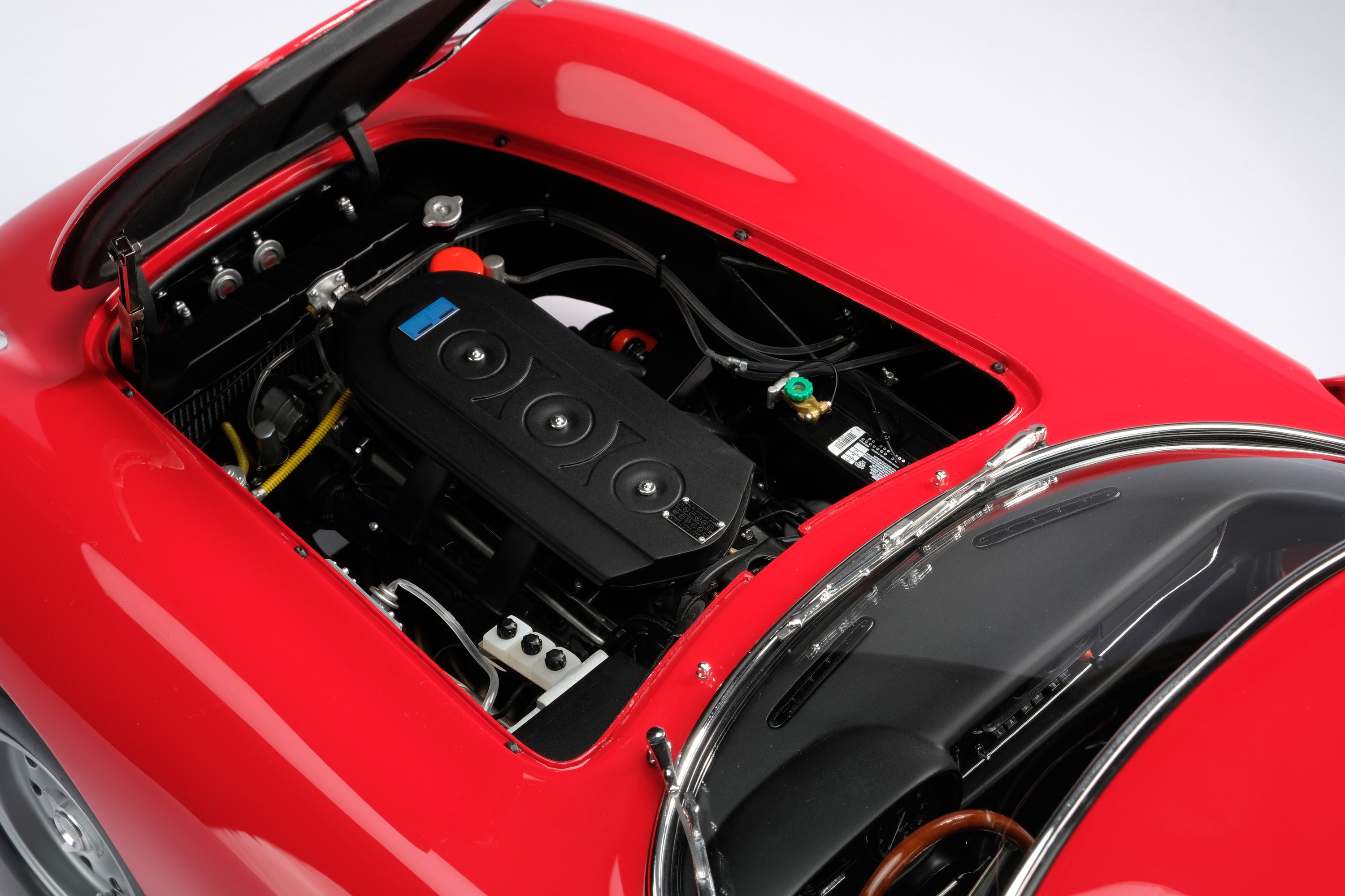 Amalgam 1:8 scale Ferrari 275 GTB/4
