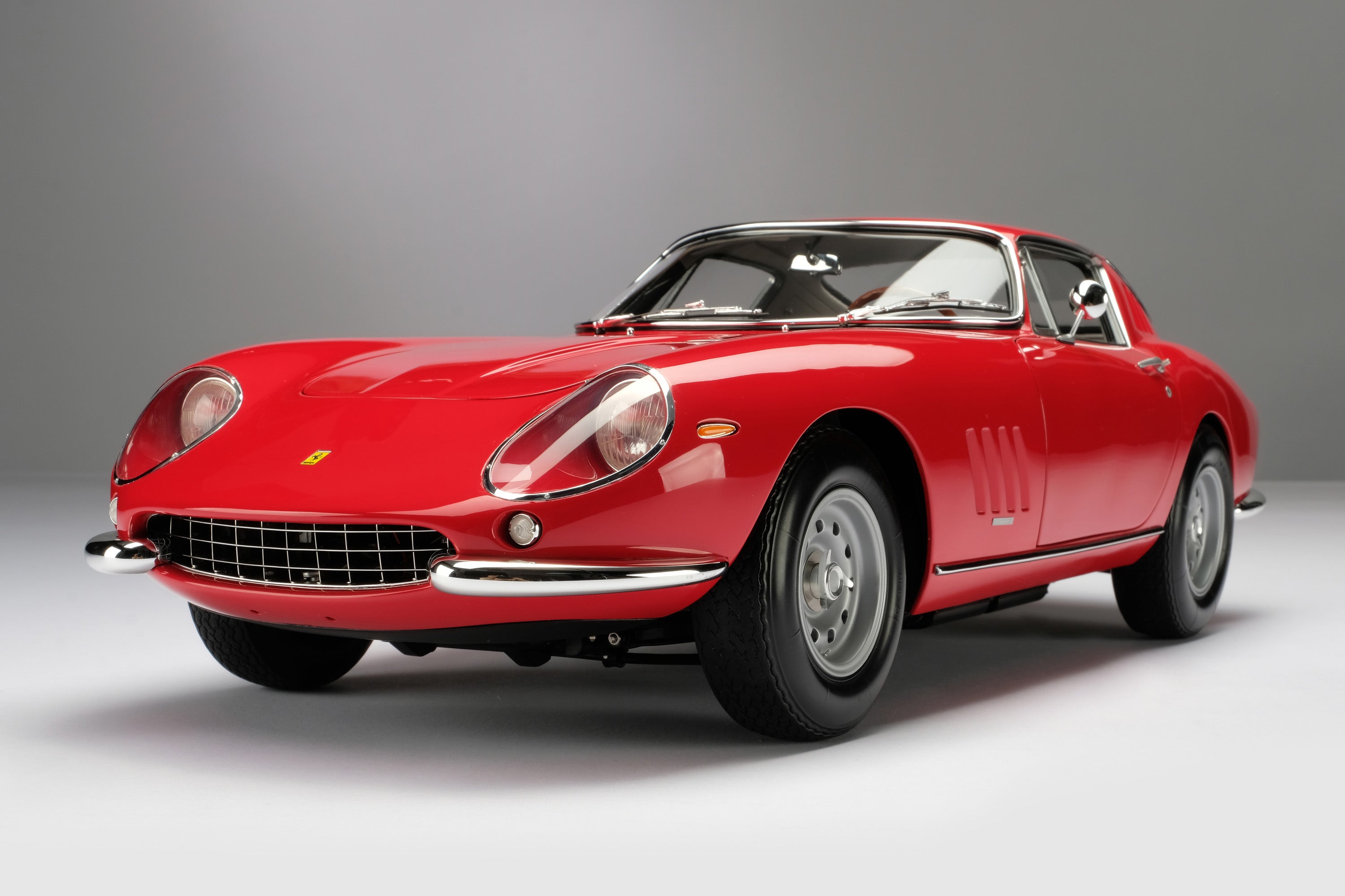 Amalgam 1:8 scale Ferrari 275 GTB/4