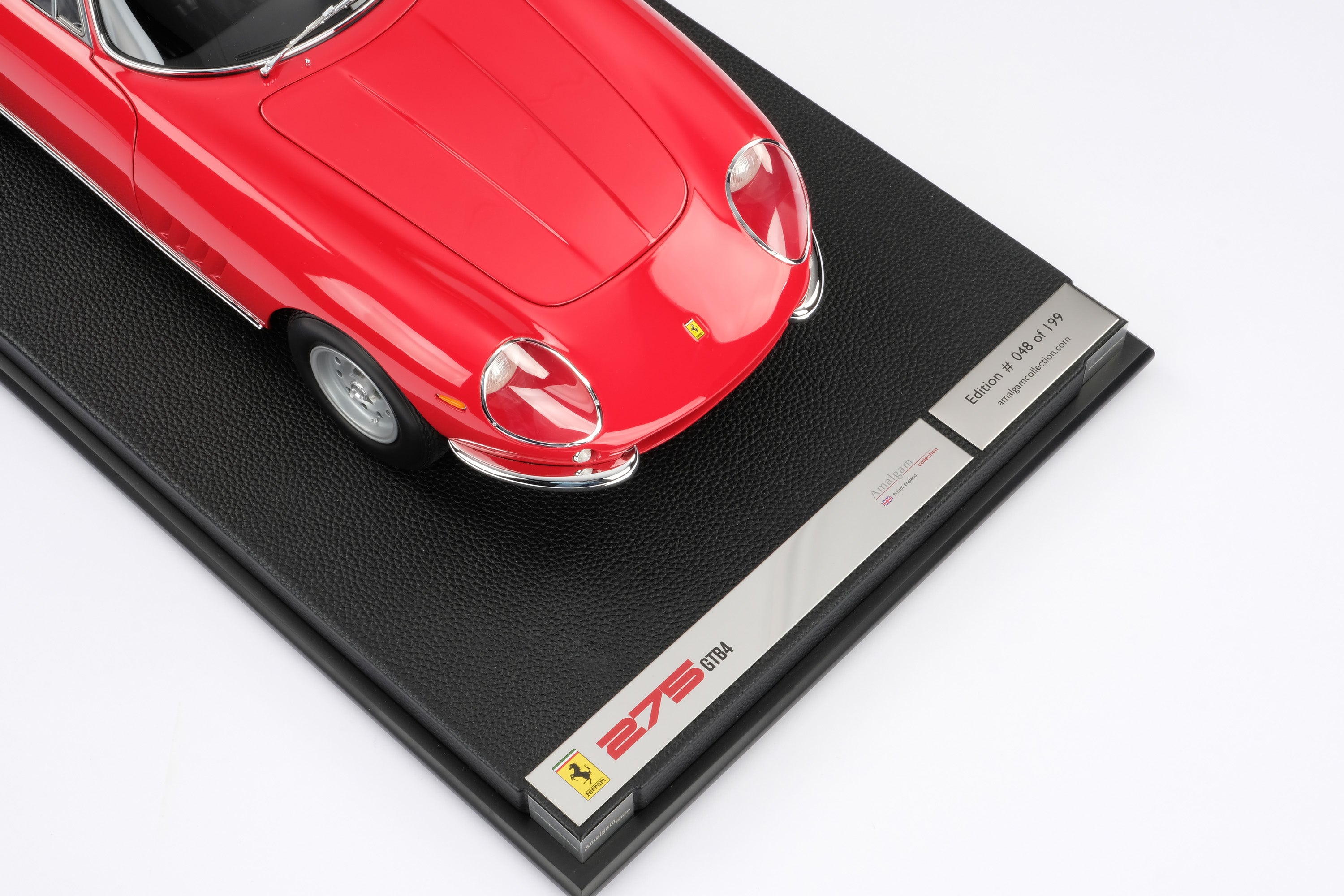 Amalgam 1:8 scale Ferrari 275 GTB/4