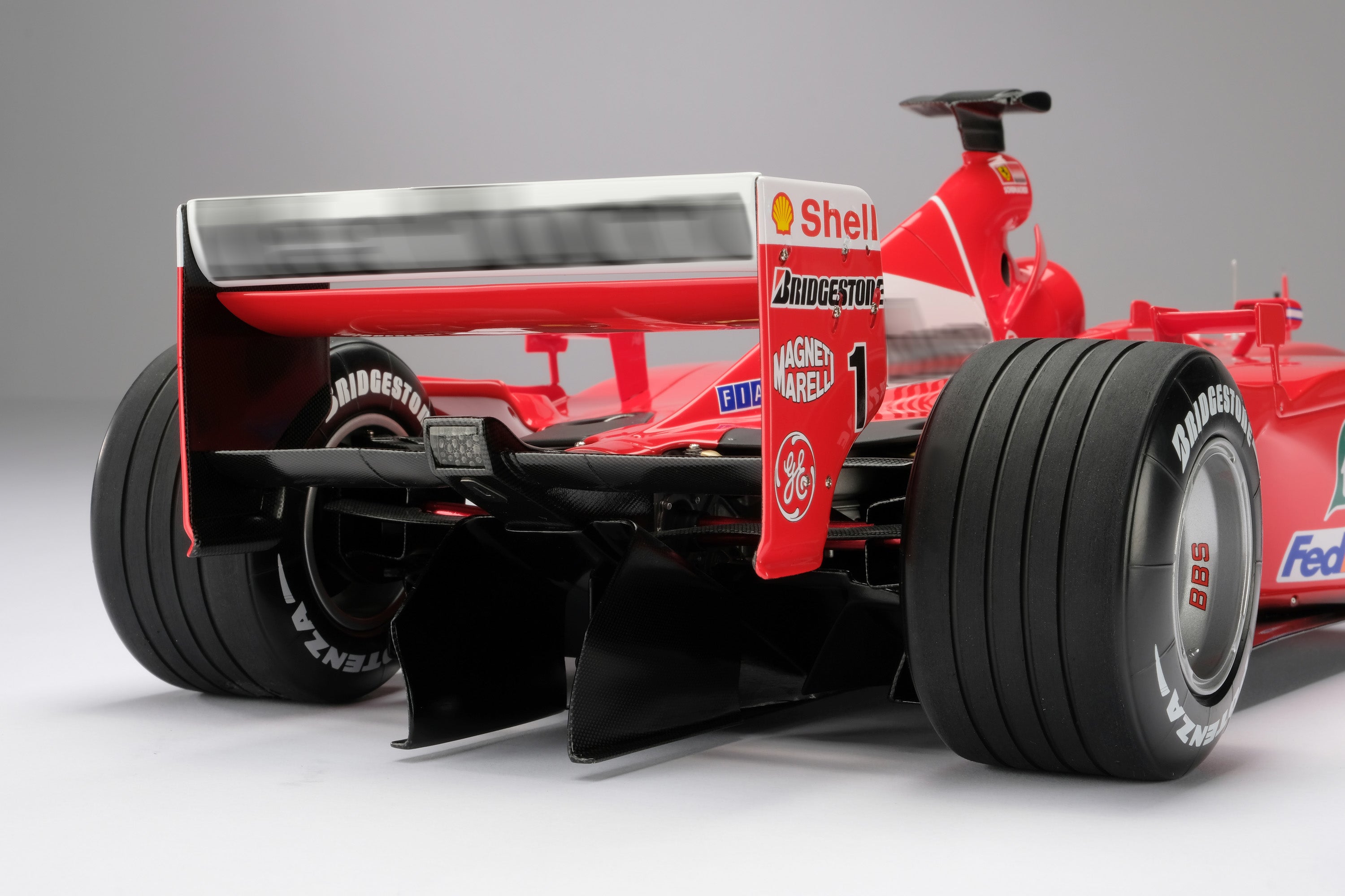 Amalgam 1:8 scale Ferrari F2001 #1 Schumacher World Champion