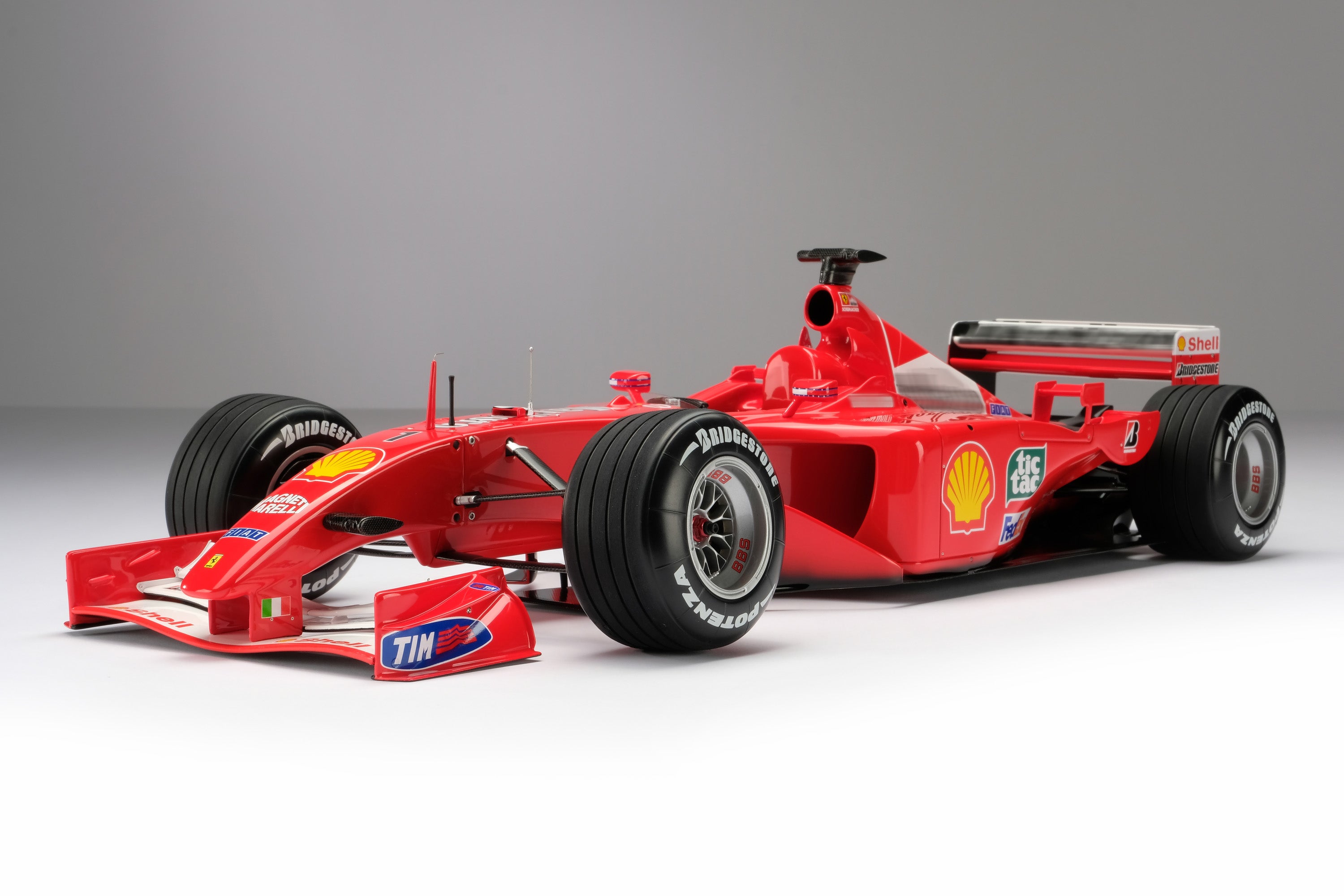 Amalgam 1:8 scale Ferrari F2001 #1 Schumacher World Champion