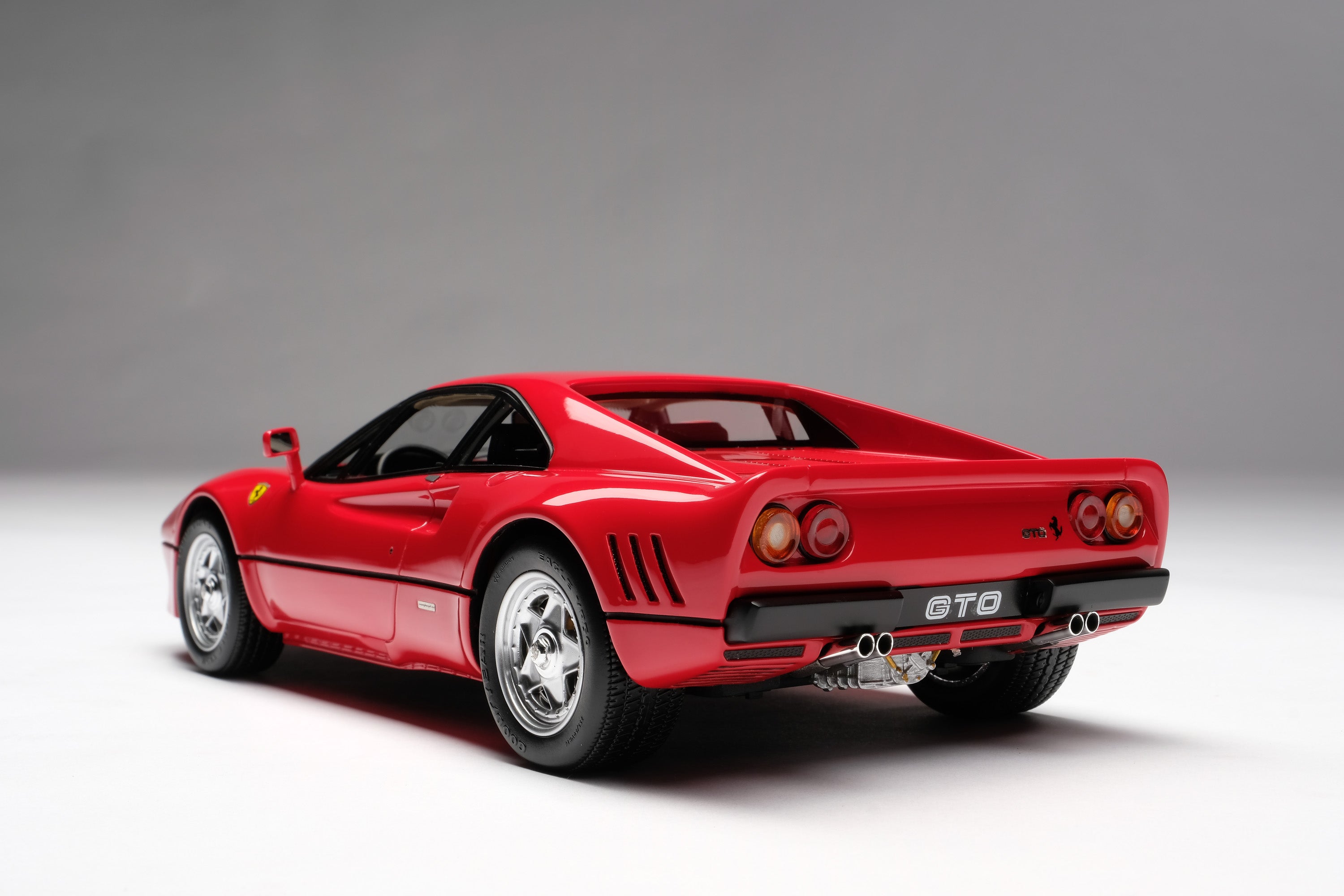 Amalgam Ferrari 288 GTO 1:18 scale