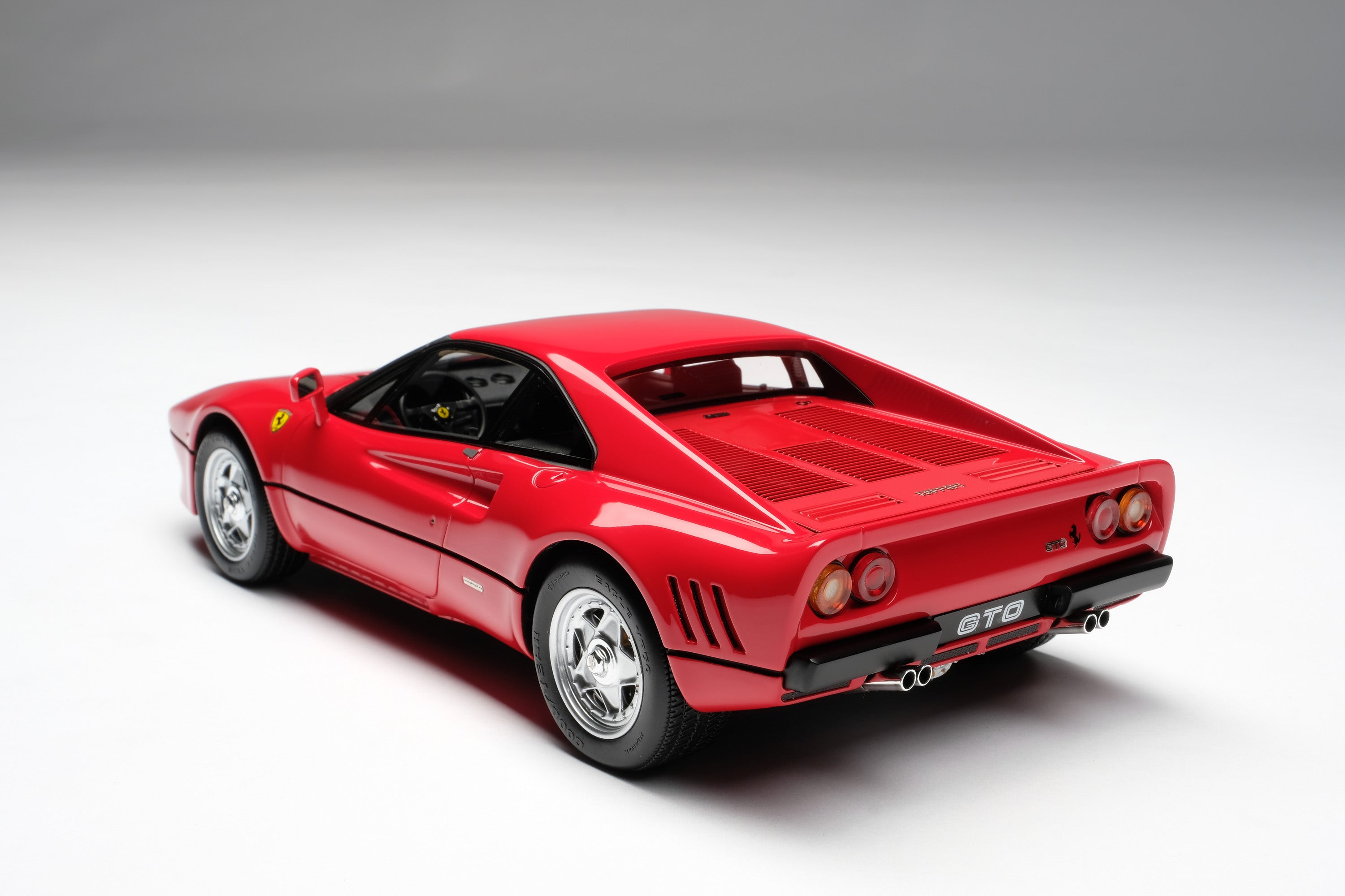Amalgam Ferrari 288 GTO 1:18 scale