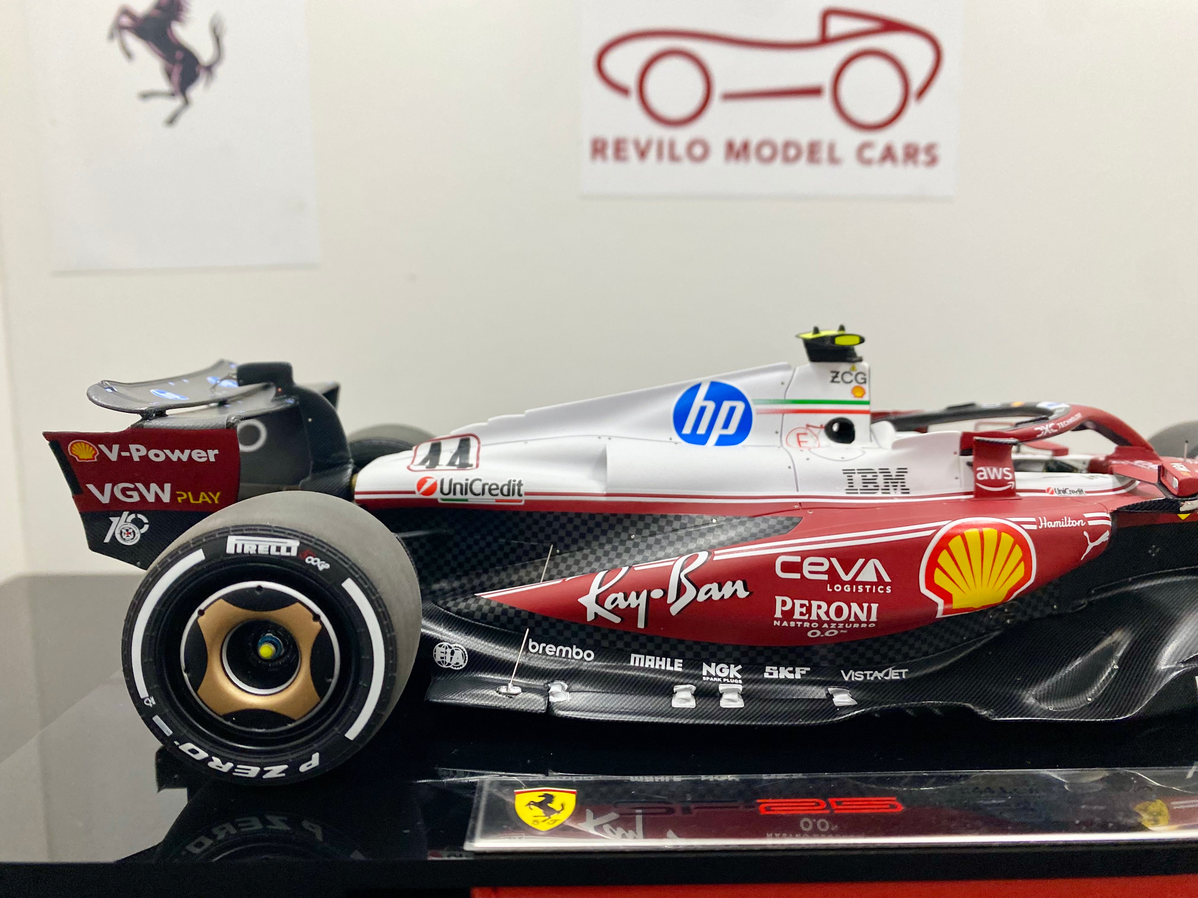 Amalgam 1:18 scale Ferrari SF 25 Monza livery #44 Hamilton/ #16 LeClerc