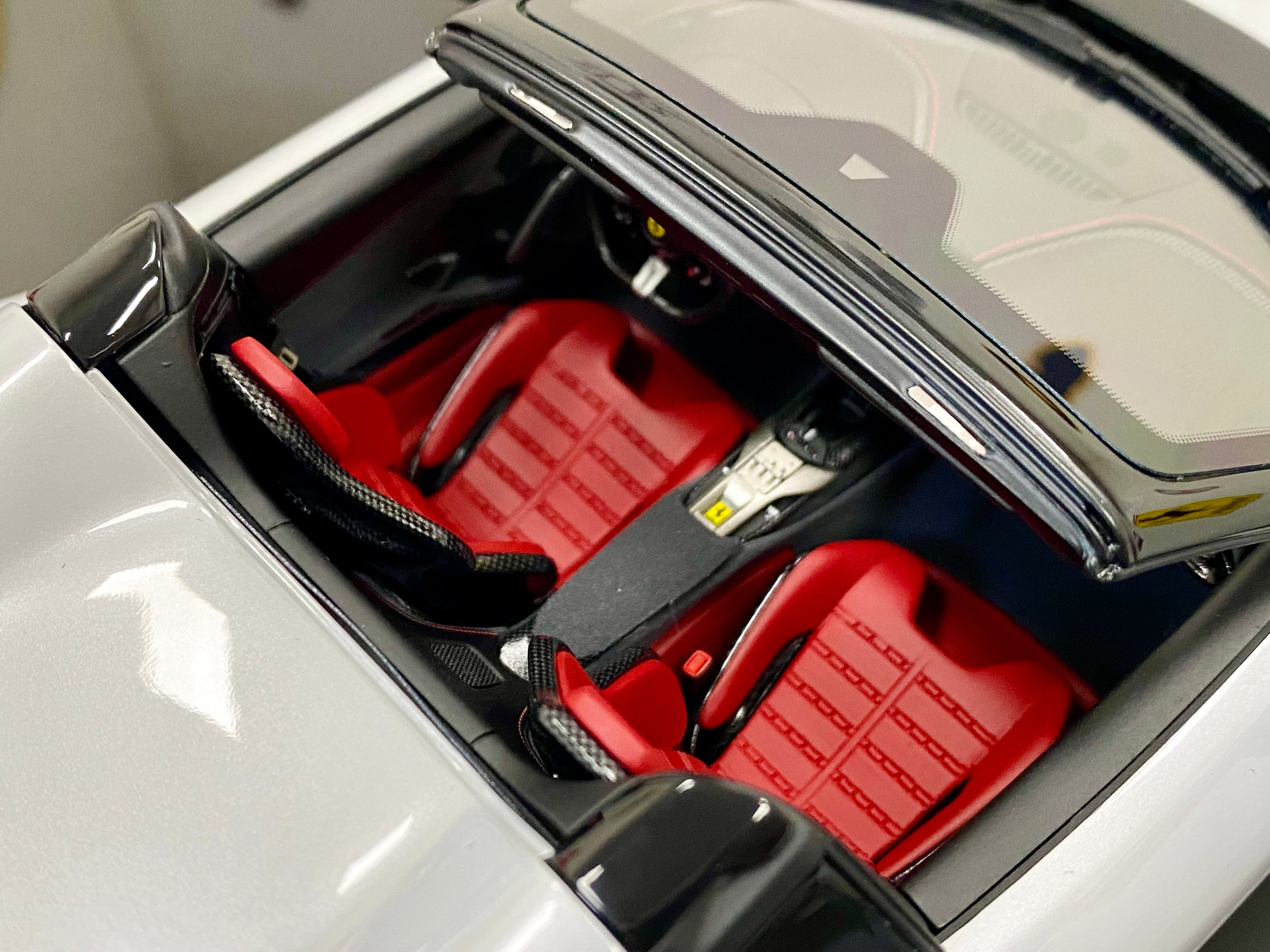 BBR 1:18 scale Ferrari 12 Cilindri Spider