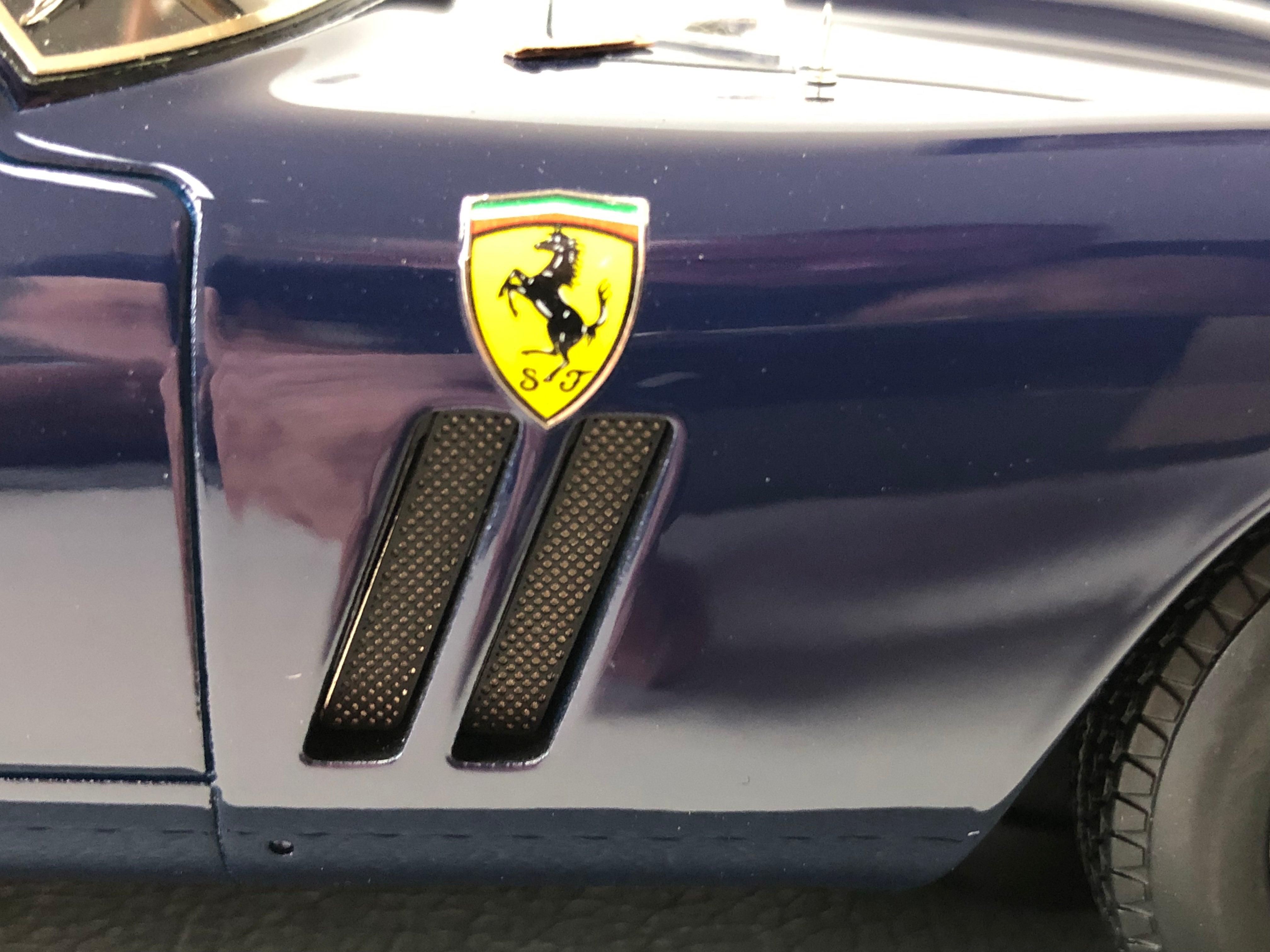 BBR escala 1:18 Ferrari 250 GTO Azul