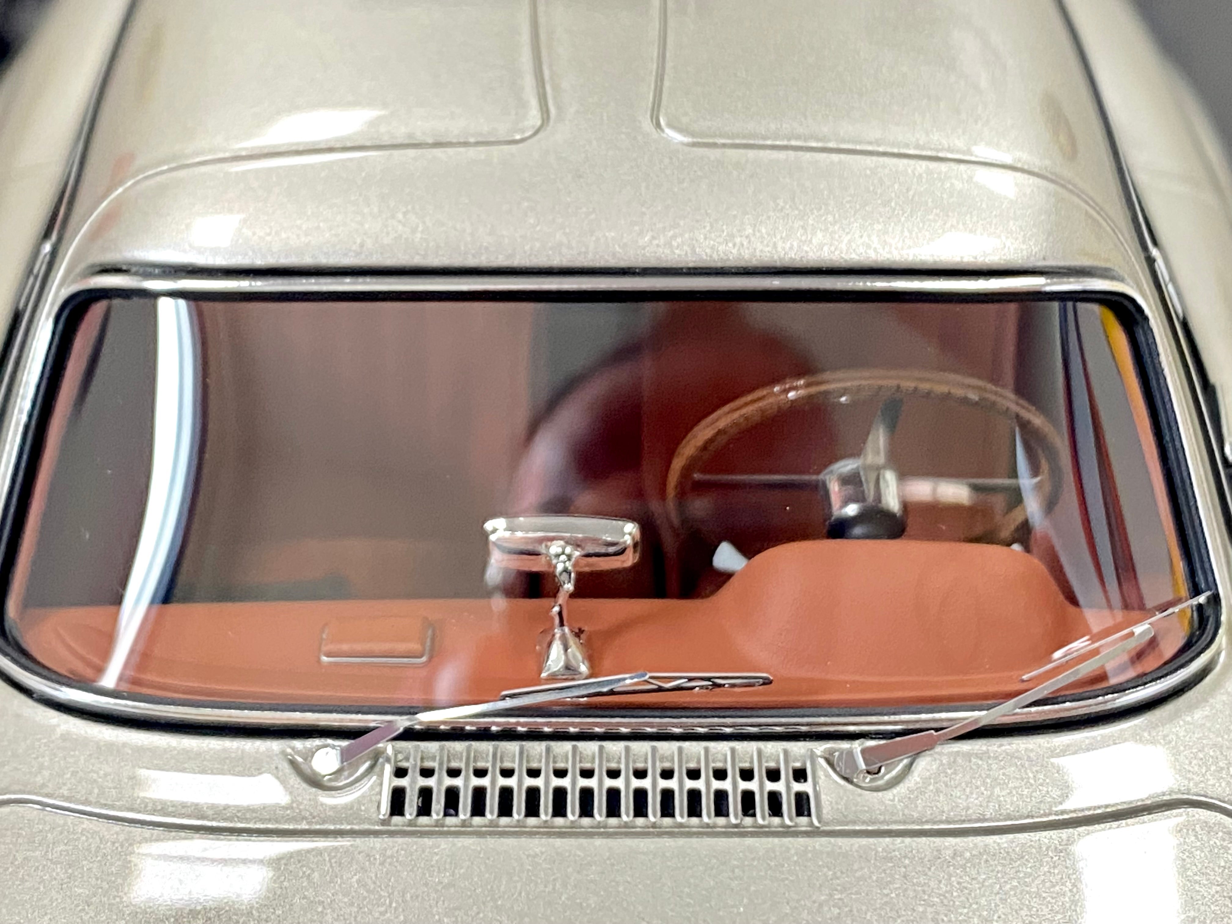 Amalgam 1:18 Mercedes 300 SL Gullwing