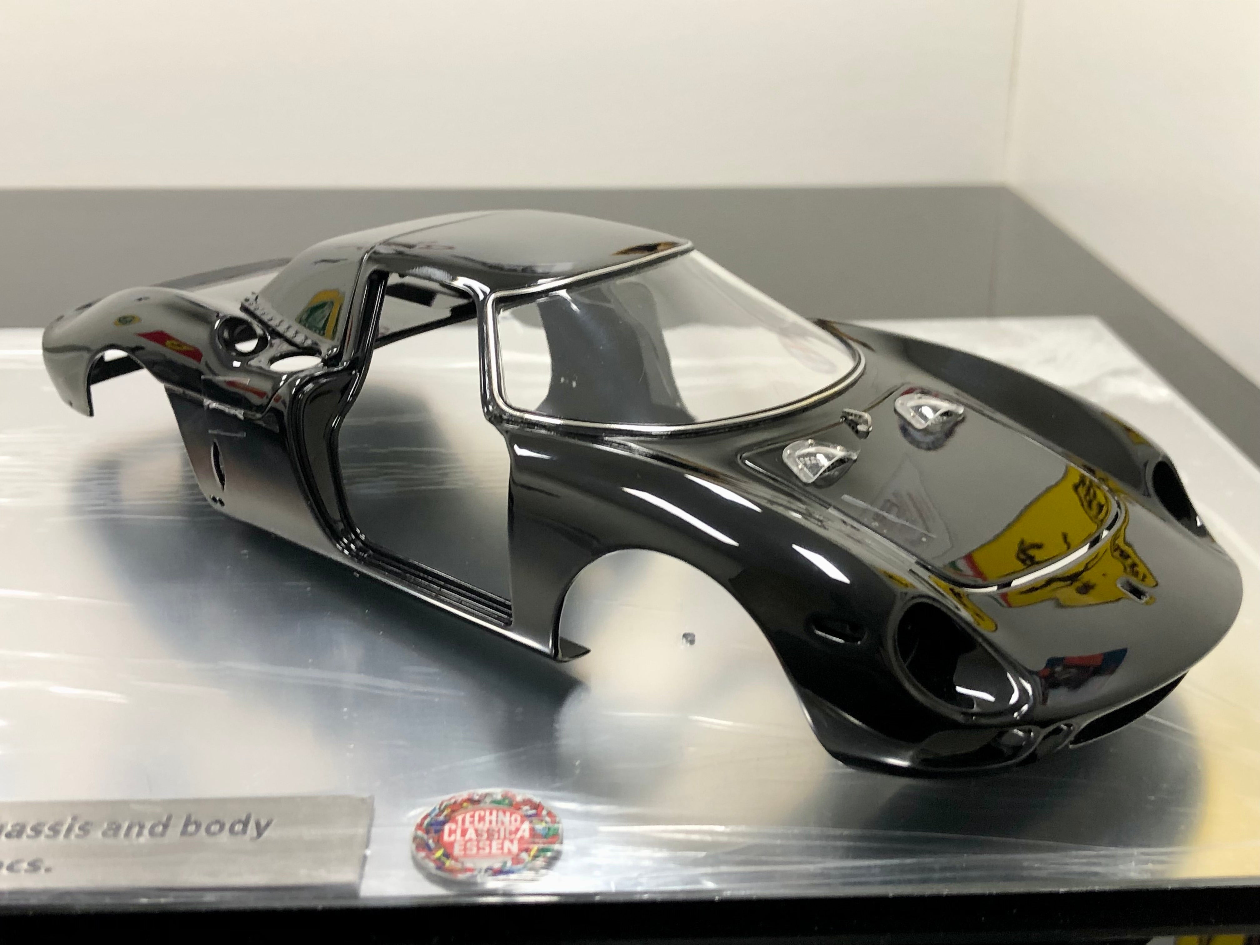 CMC 1:18 scale Ferrari 250 LM M289 Tecno Classica LE 200