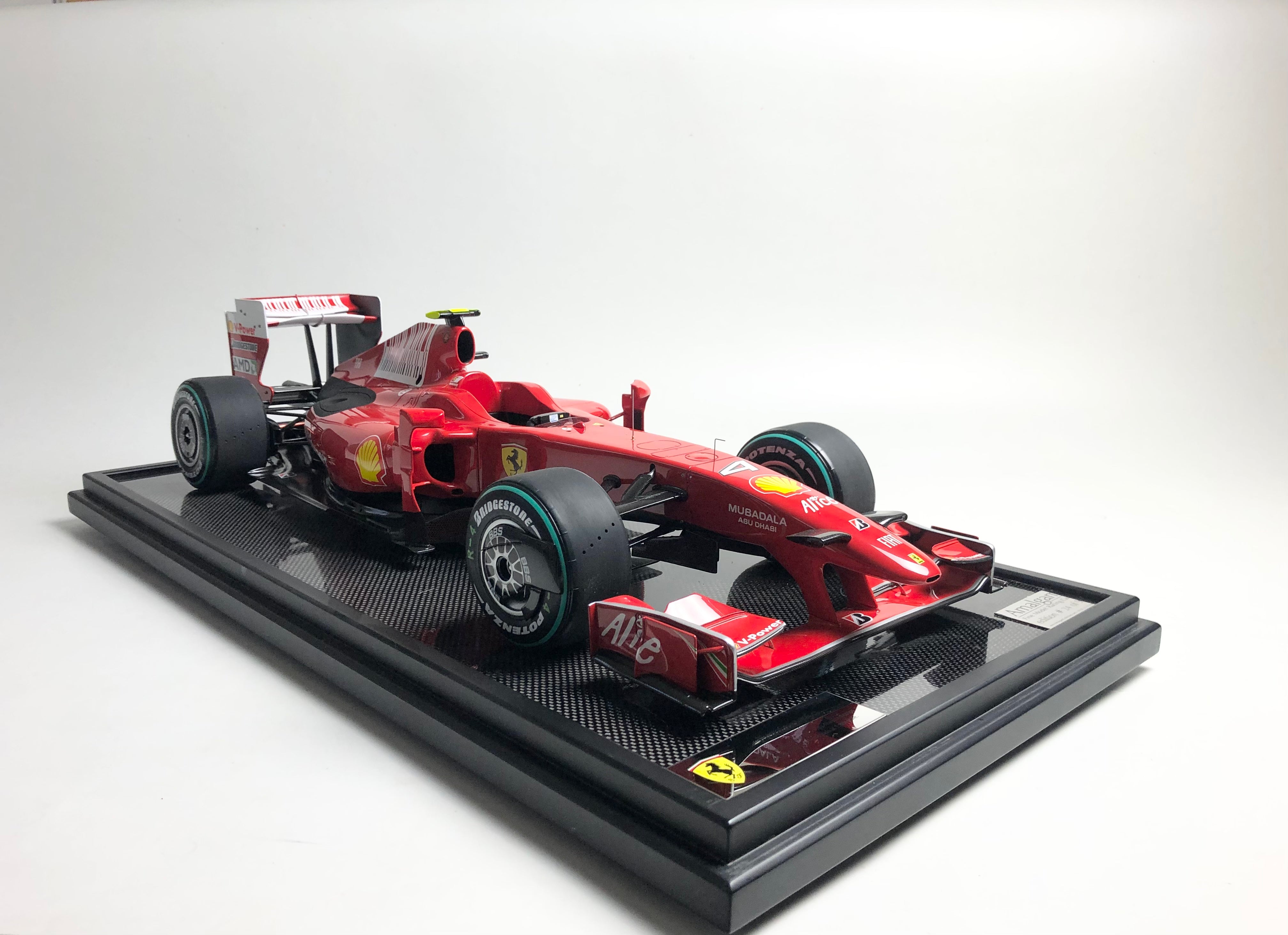 Amalgam 1:8 scale Ferrari F60 Kimi Raikkonen Winner Spa 2009