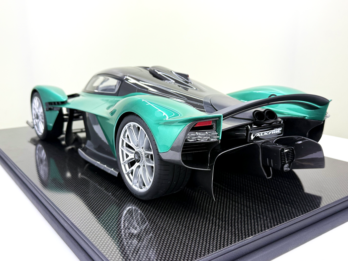 1:8 scale Aston Martin Valkyrie Green by Frontiart
