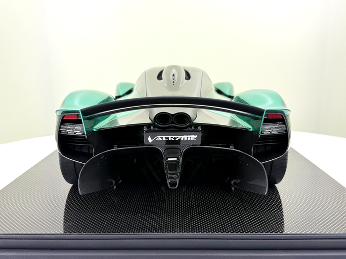 1:8 scale Aston Martin Valkyrie Green by Frontiart