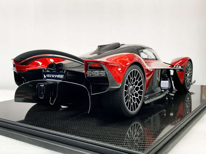 1:8 scale Aston Martin Valkyrie