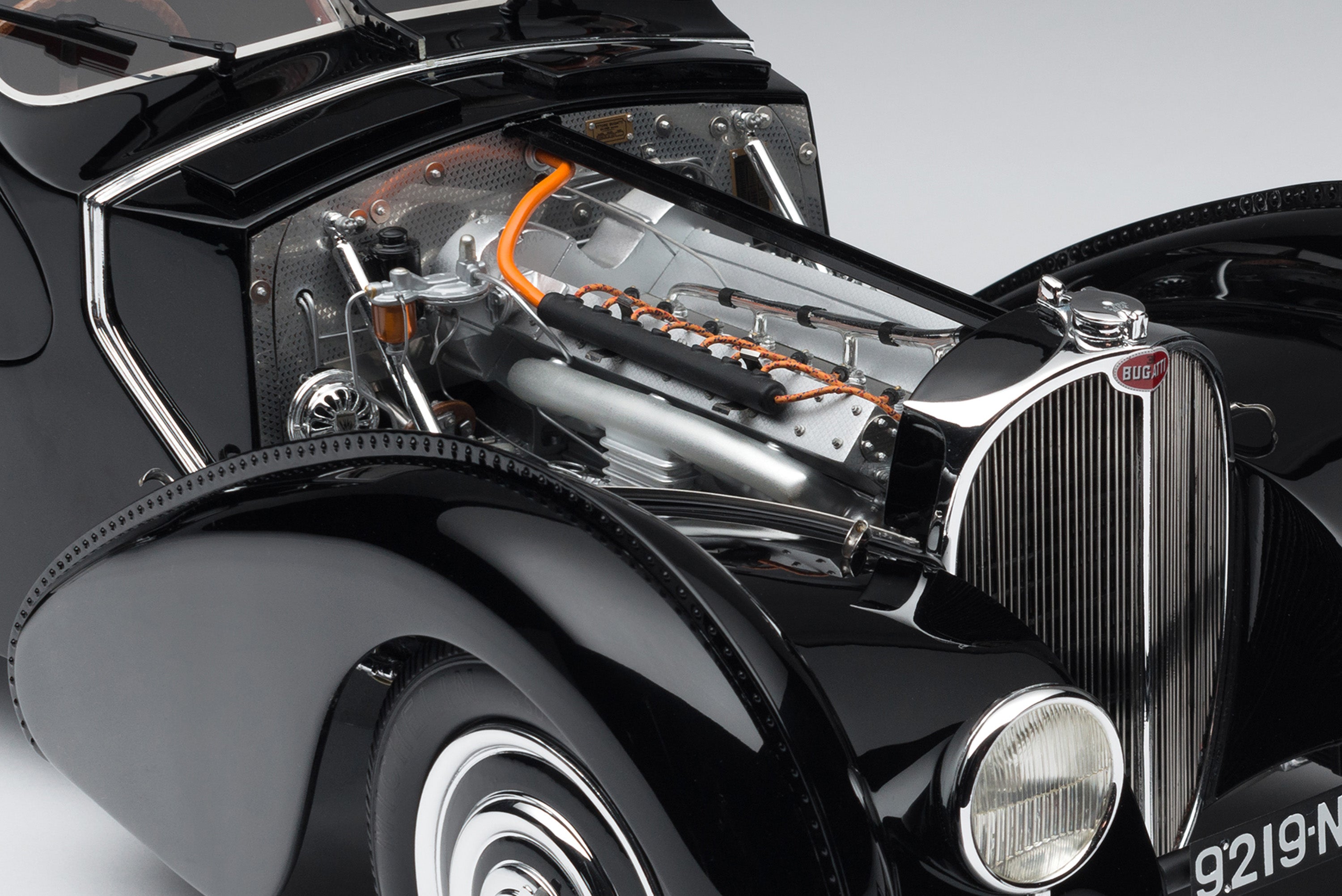 Amalgam 1:8 scale Bugatti 57SC