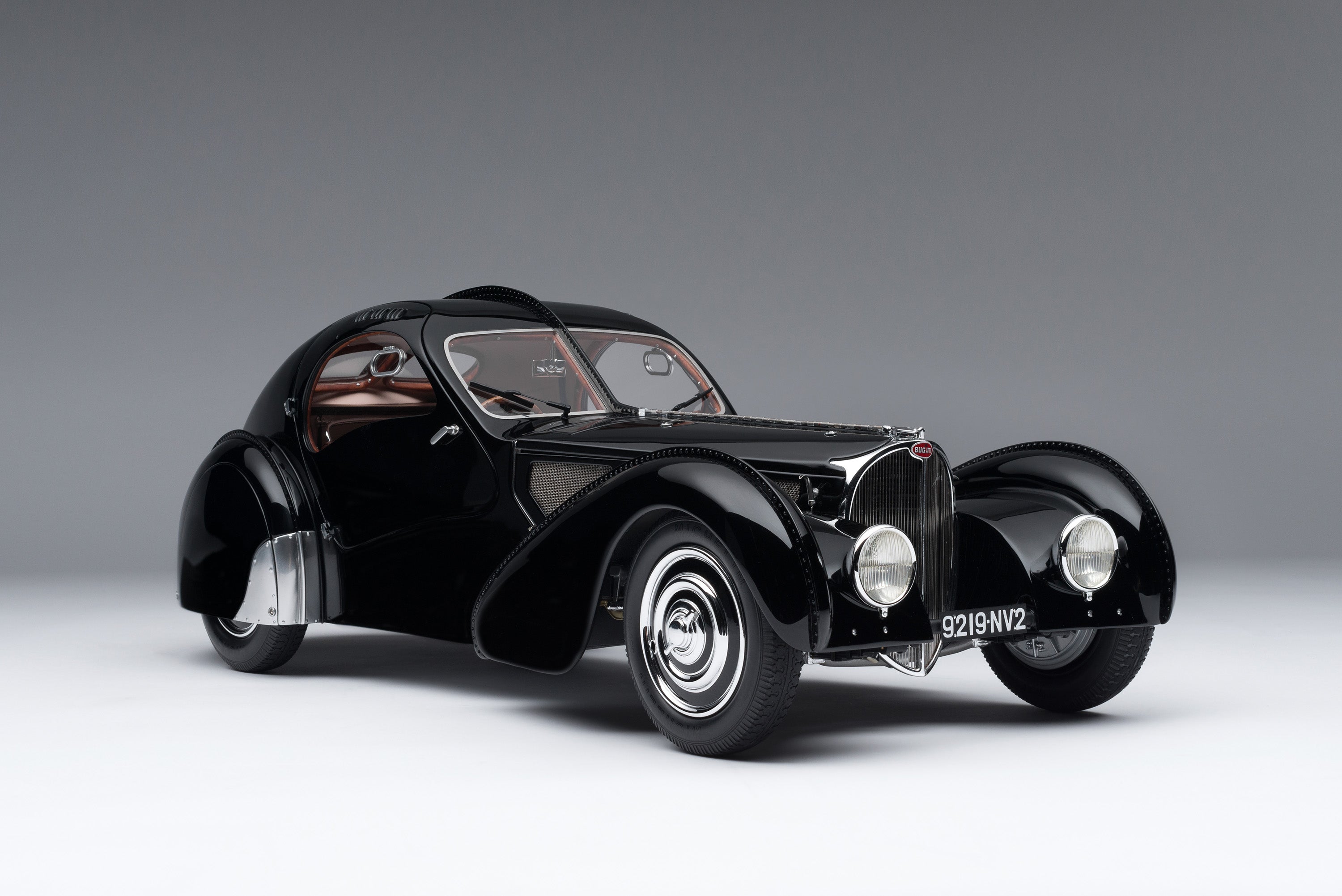 Amalgam 1:8 scale Bugatti 57SC