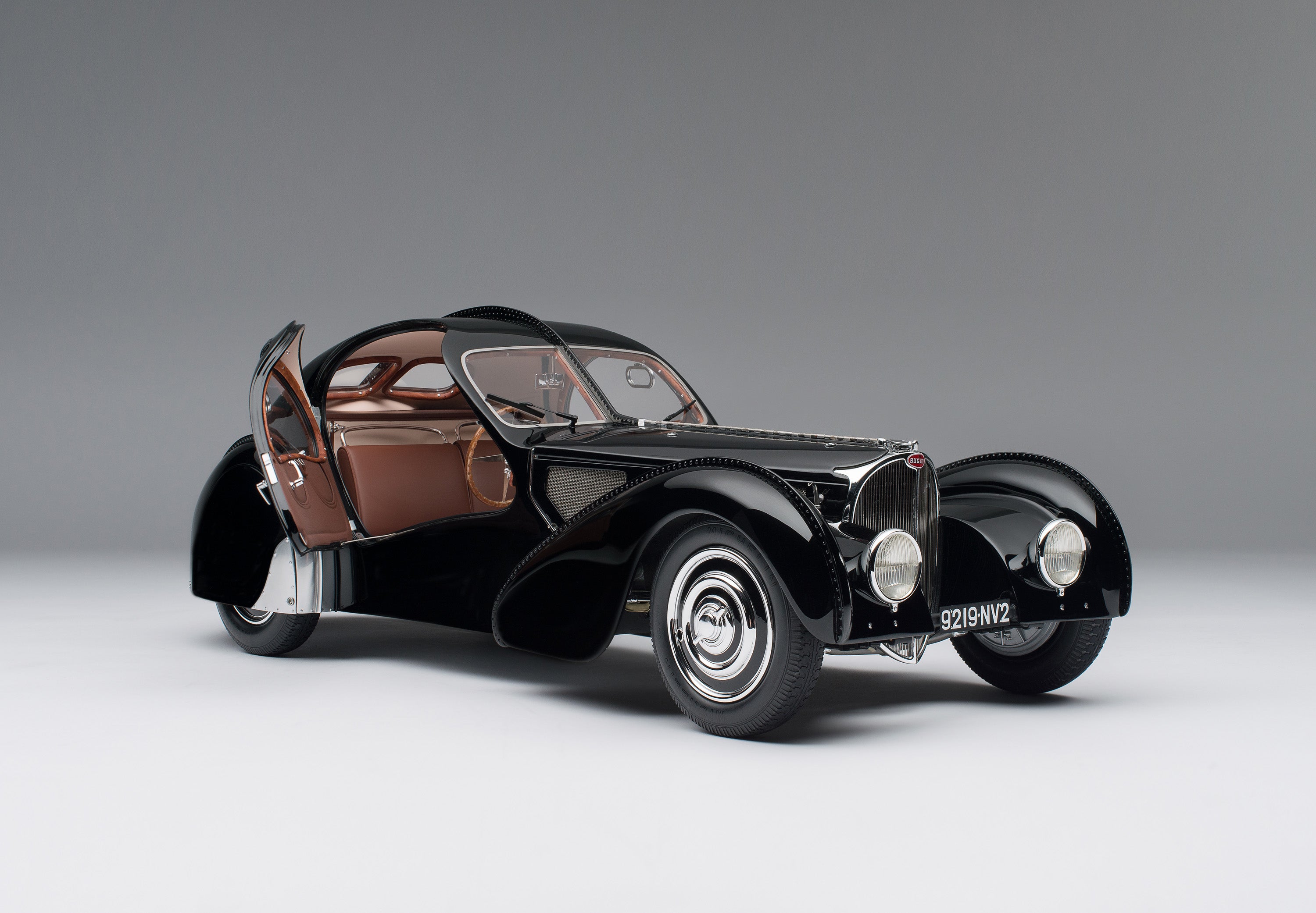 Amalgam 1:8 scale Bugatti 57SC