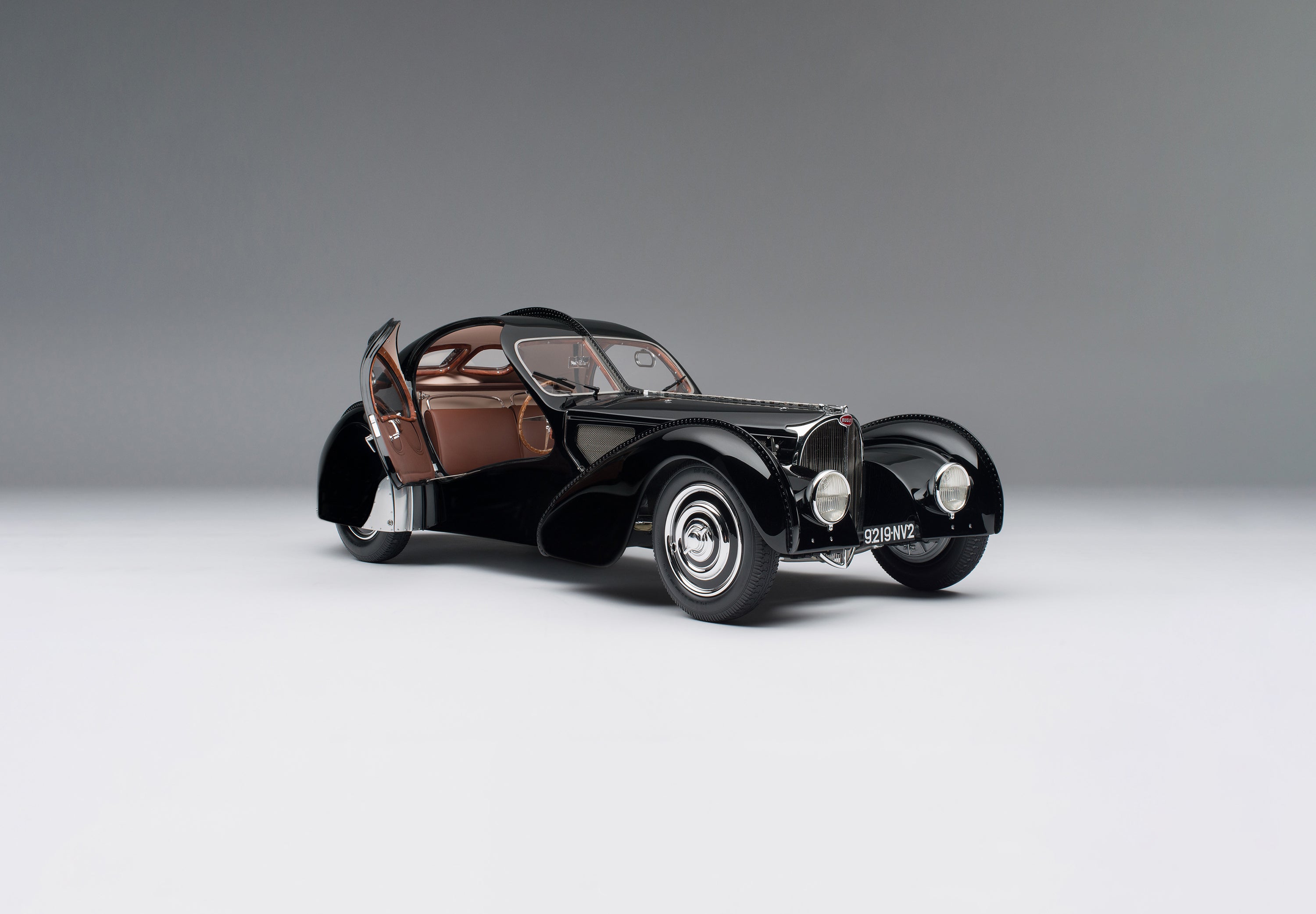 Amalgam 1:8 scale Bugatti 57SC