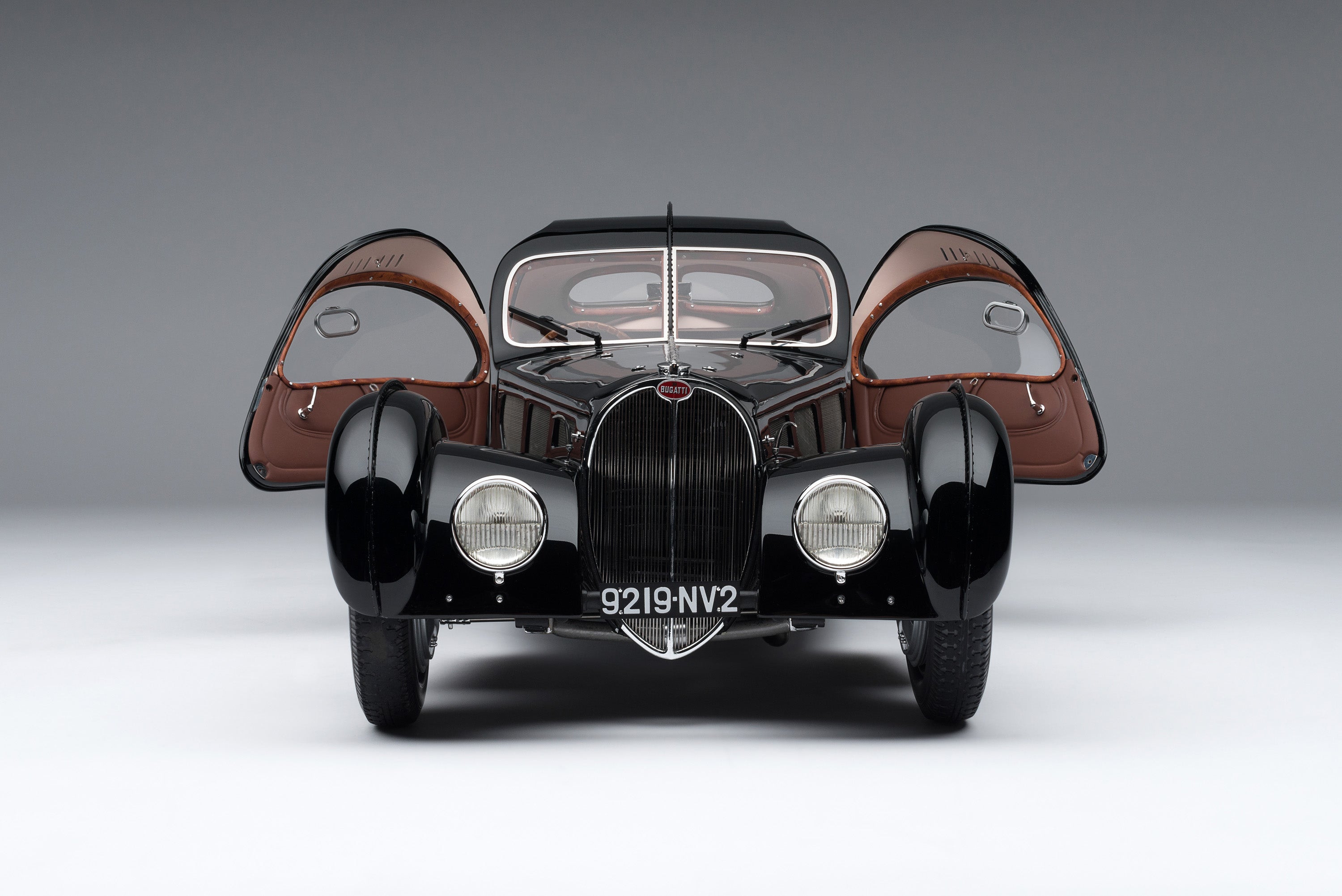 Amalgam 1:8 scale Bugatti 57SC
