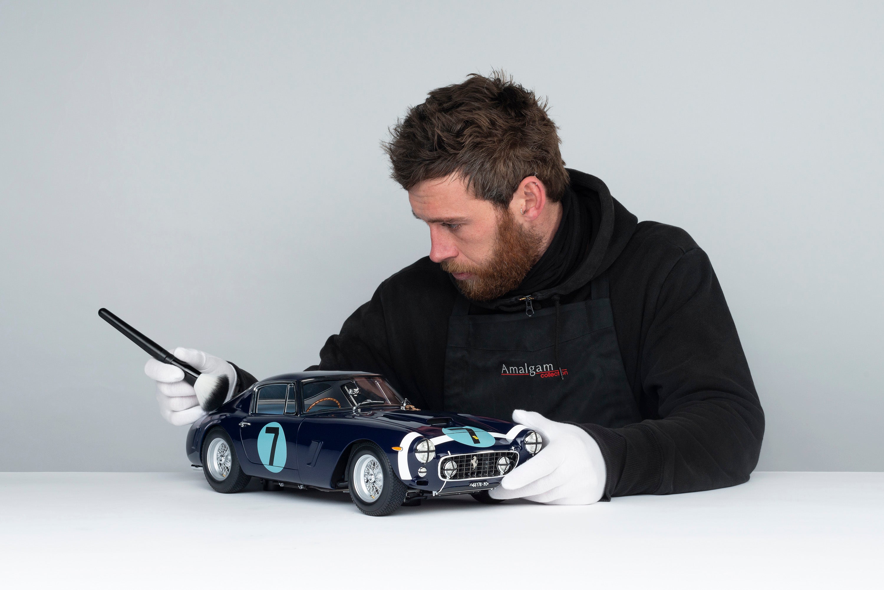Amalgam 1:8 scale Ferrari 250 SWB Goodwood TT 1961 Stirling Moss