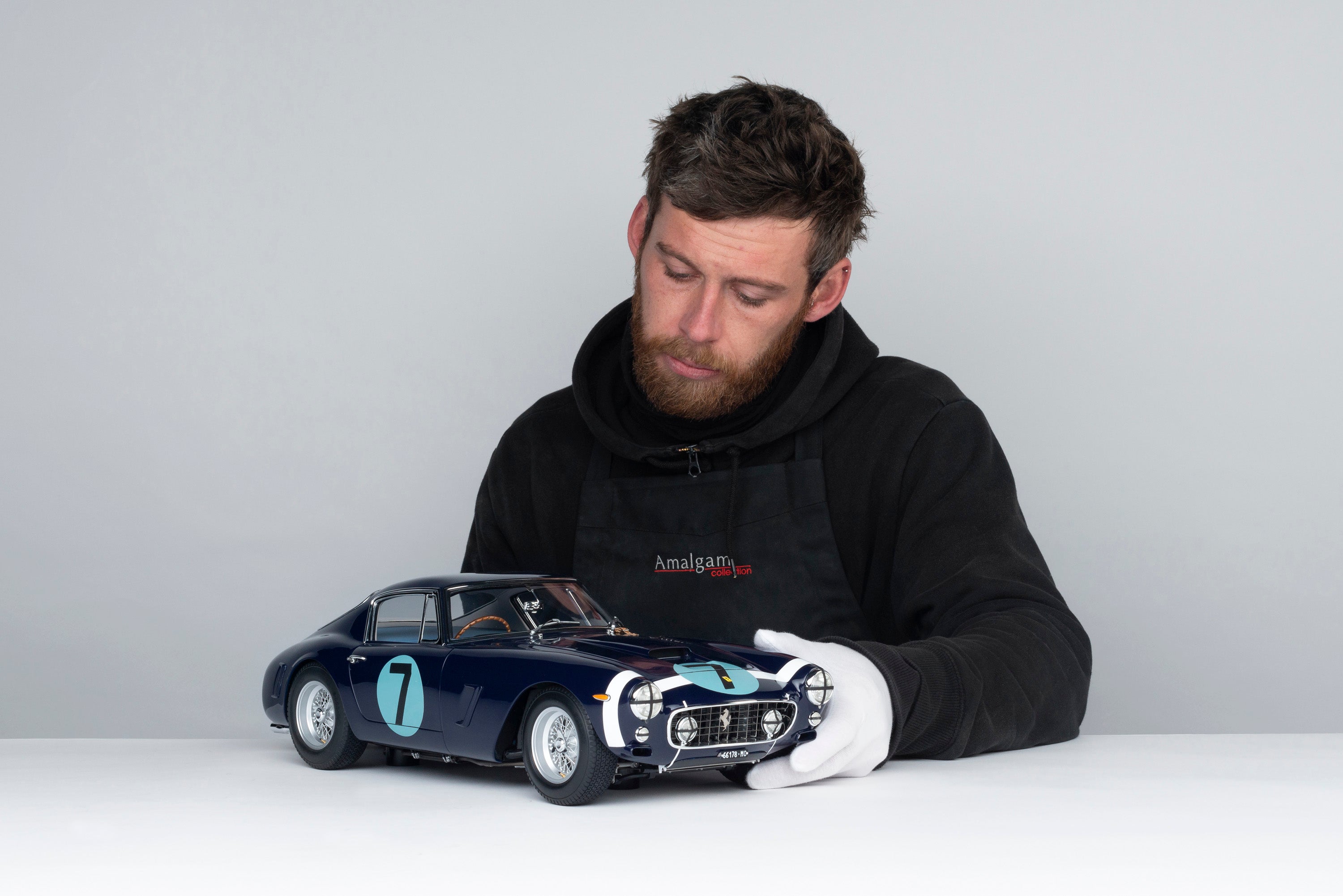Amalgam 1:8 scale Ferrari 250 SWB Goodwood TT 1961 Stirling Moss