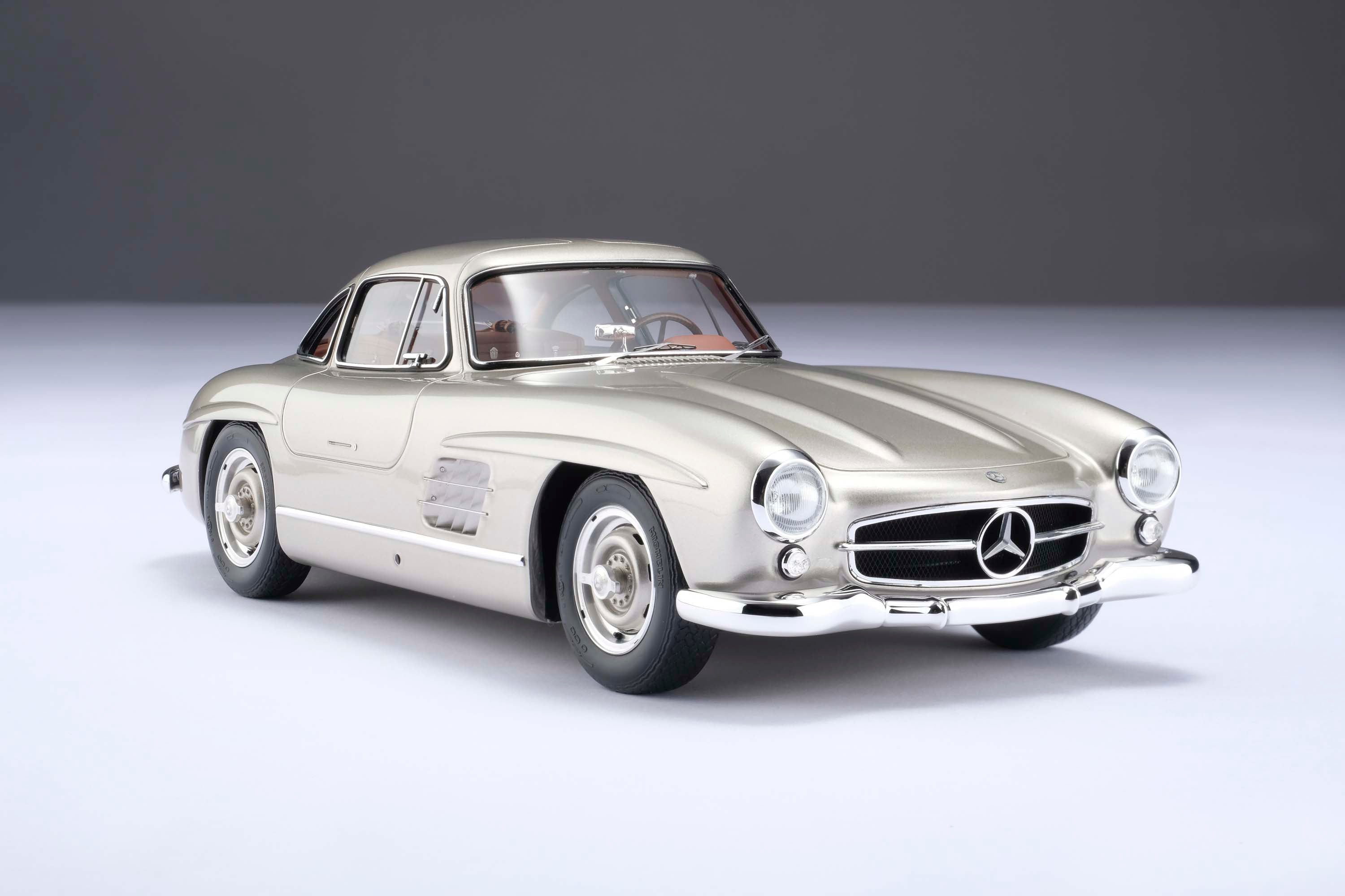 Amalgam 1:18 Mercedes 300 SL Gullwing