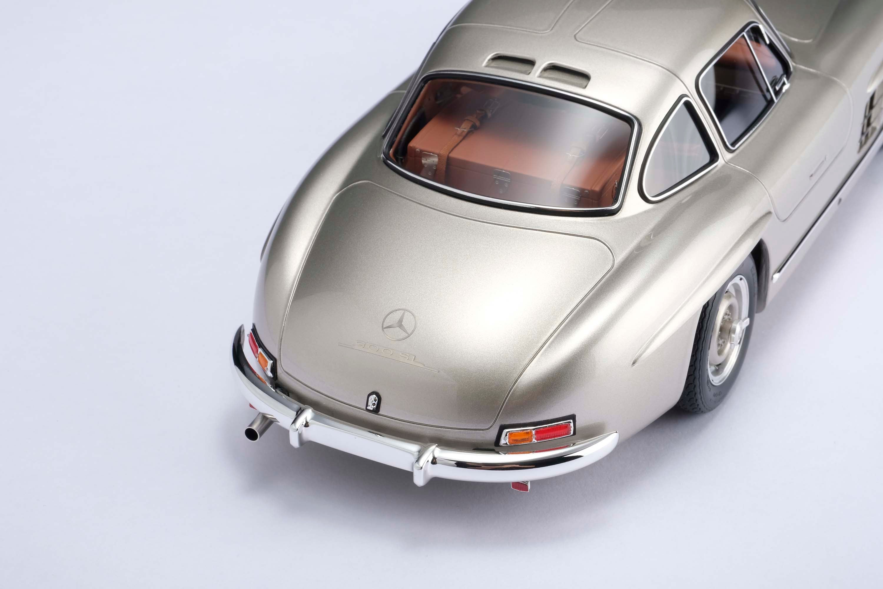 Amalgam 1:18 Mercedes 300 SL Gullwing