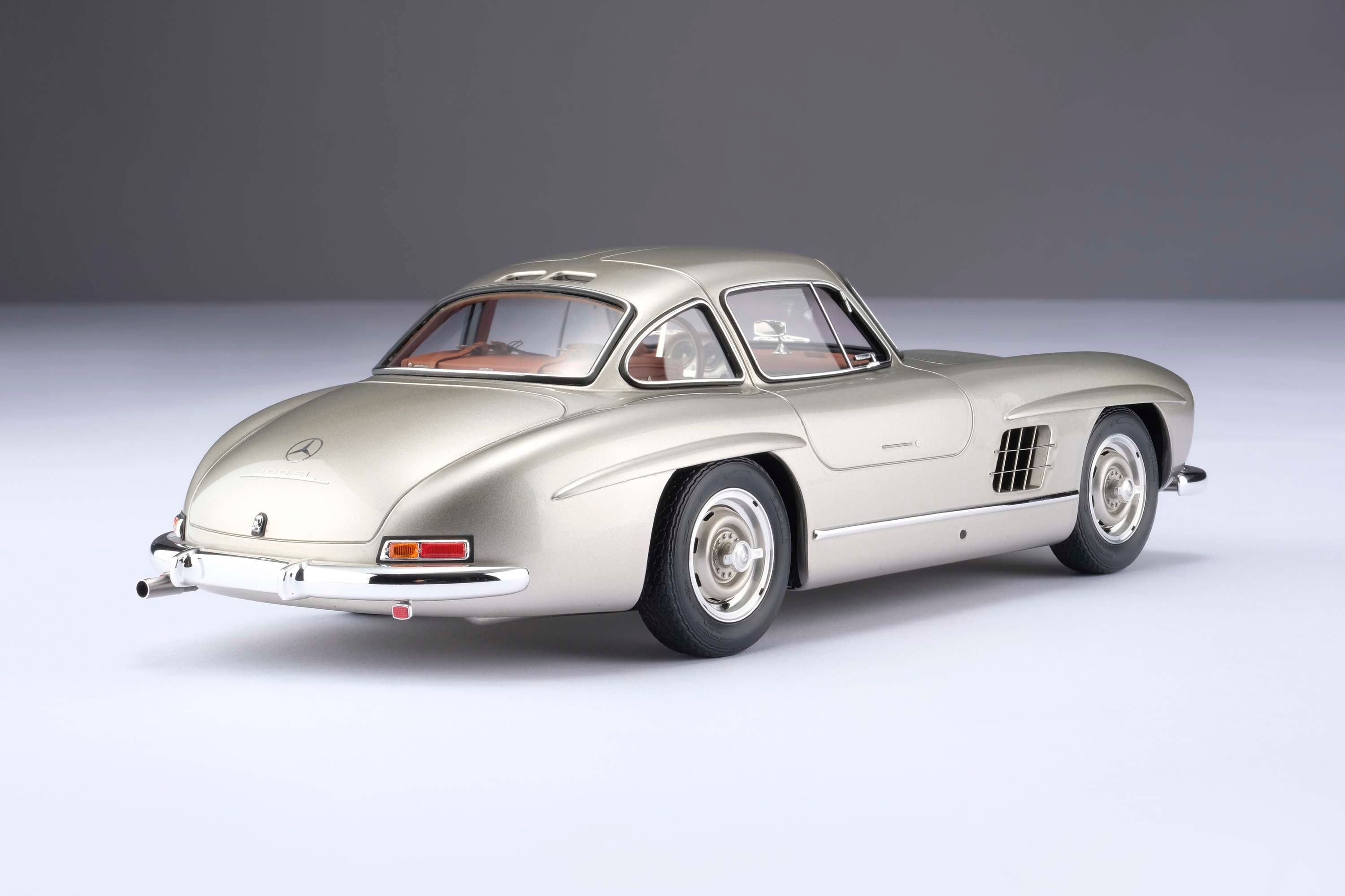 Amalgam 1:18 Mercedes 300 SL Gullwing