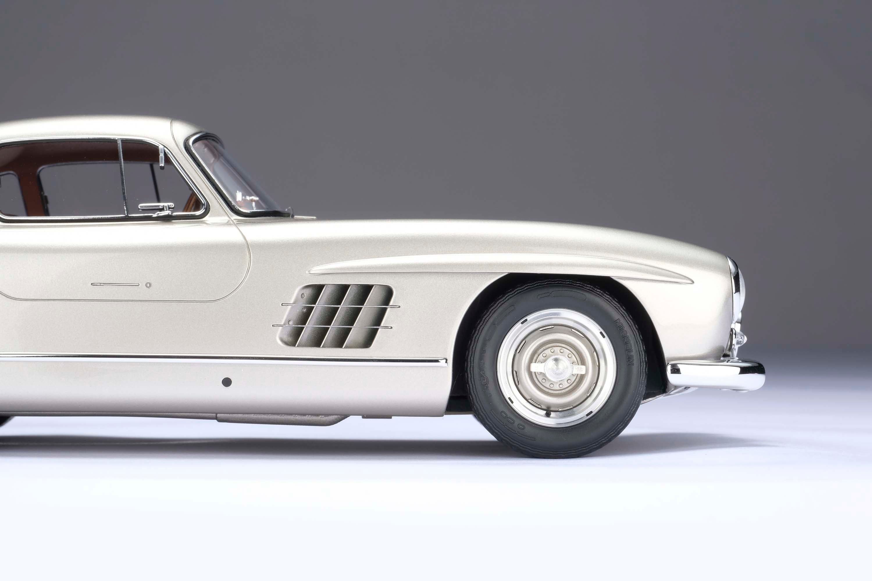 Amalgam 1:18 Mercedes 300 SL Gullwing