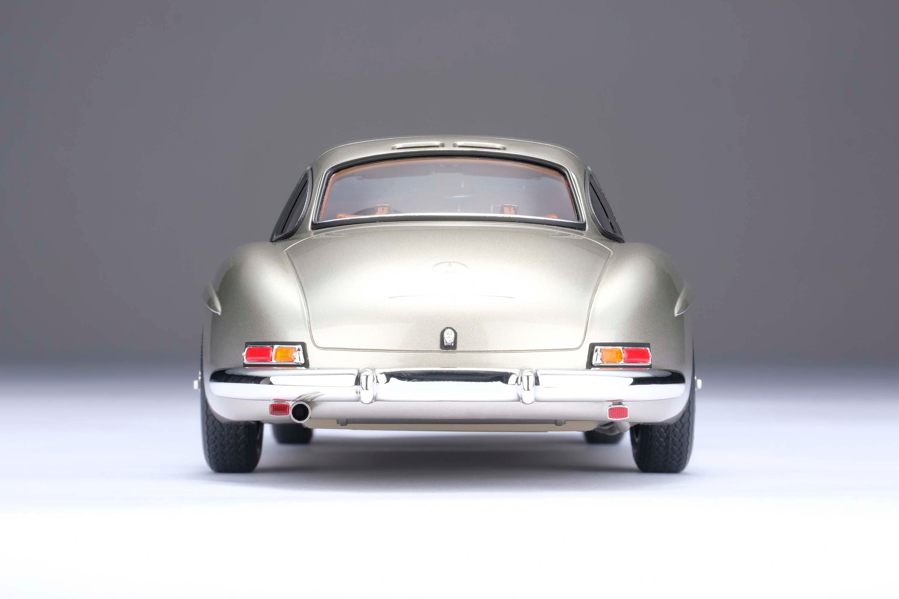 Amalgam 1:18 Mercedes 300 SL Gullwing