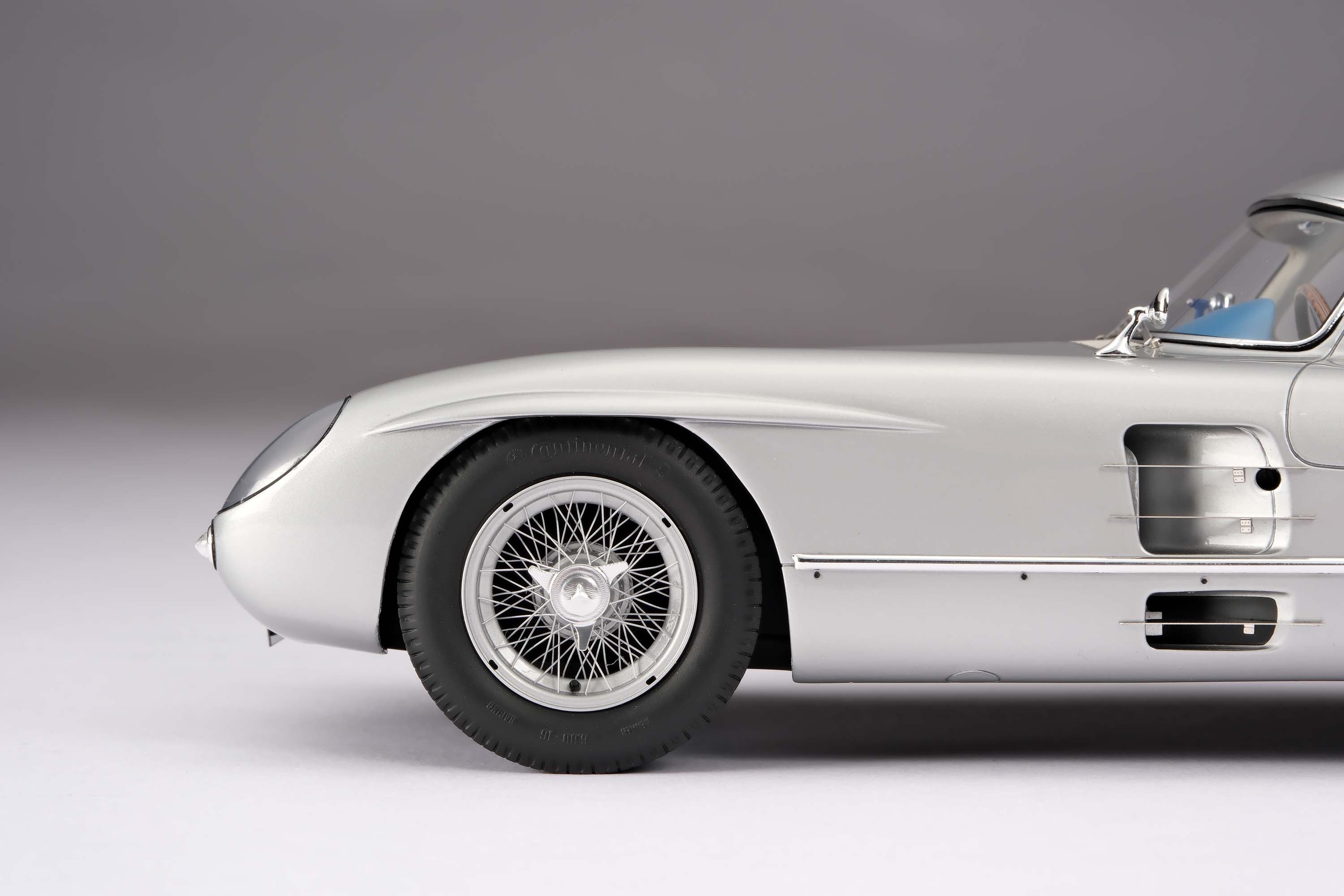Amalgam 1:18 Mercedes 300 SLR Uhlenhaut coupe