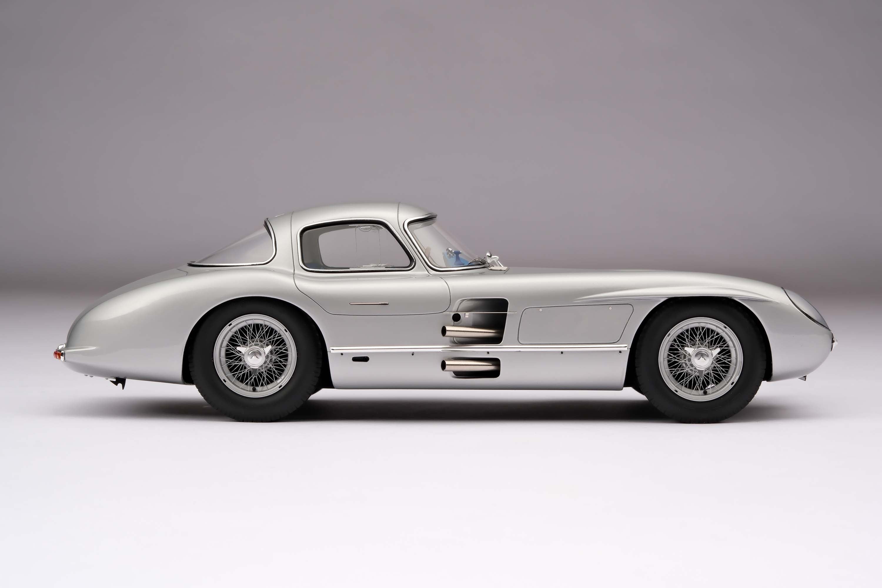 Amalgam 1:18 Mercedes 300 SLR Uhlenhaut coupe