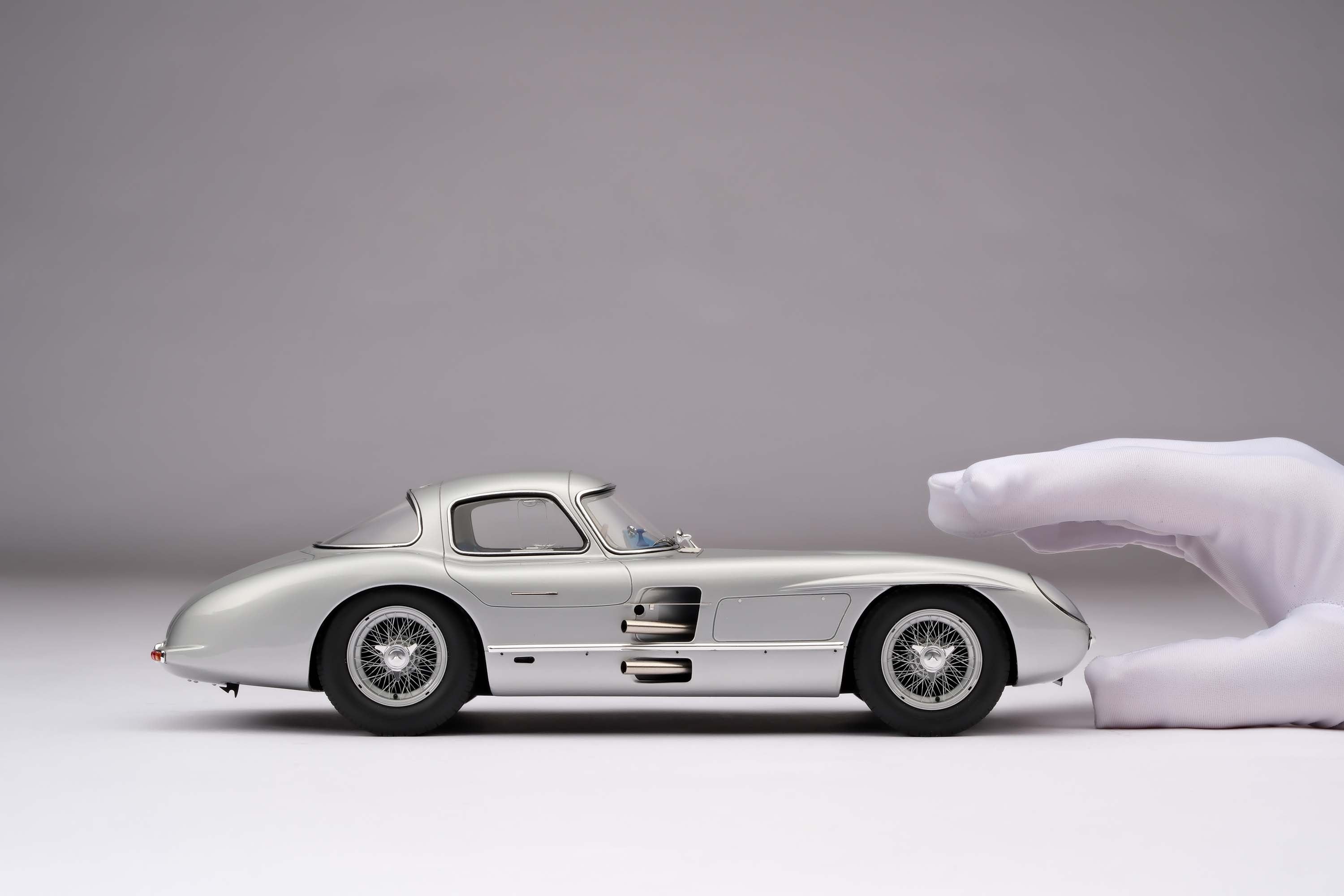 Amalgam 1:18 Mercedes 300 SLR Uhlenhaut coupe