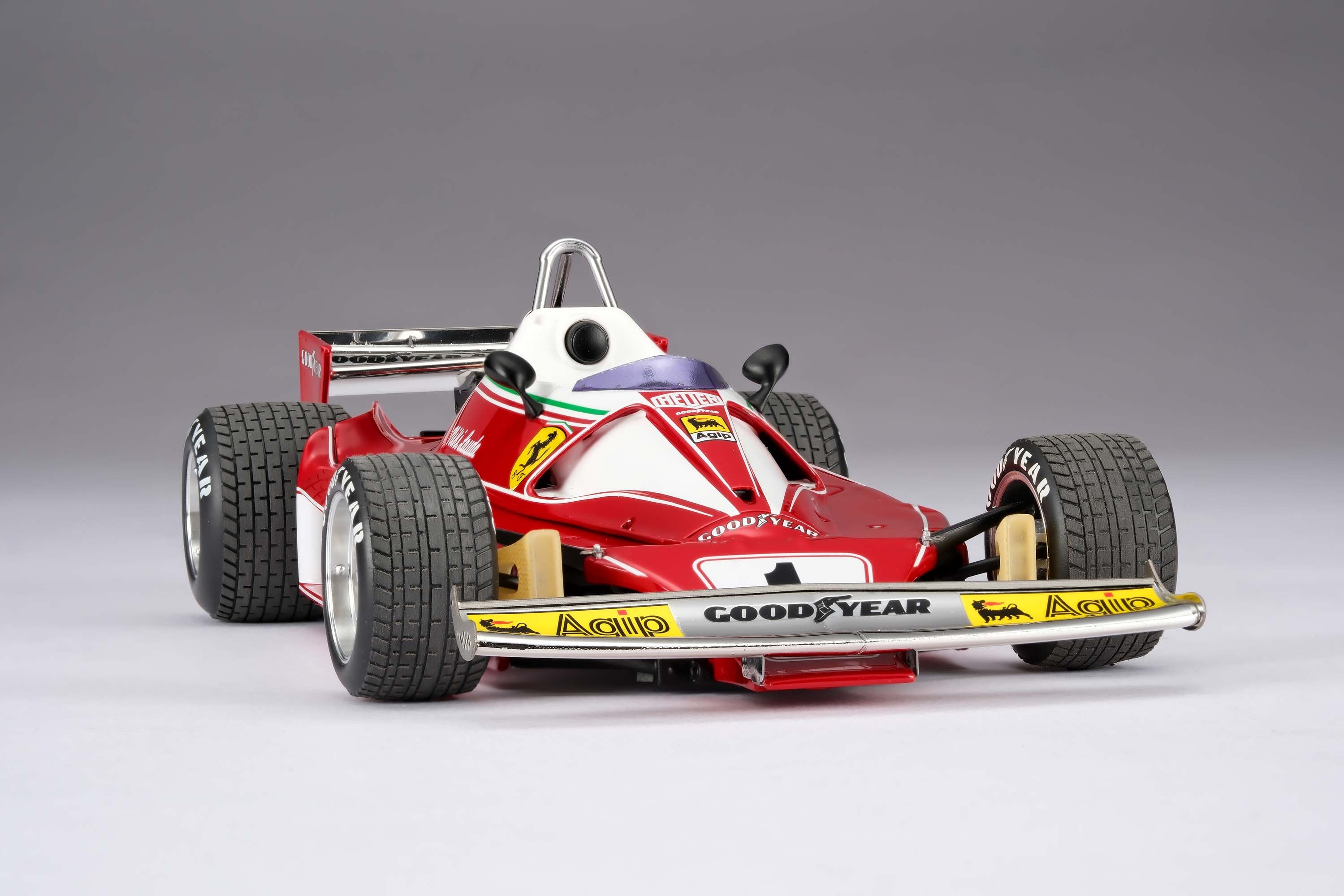 Amalgam 1:18 scale 1976 Ferrari 312 T2 Niki Lauda