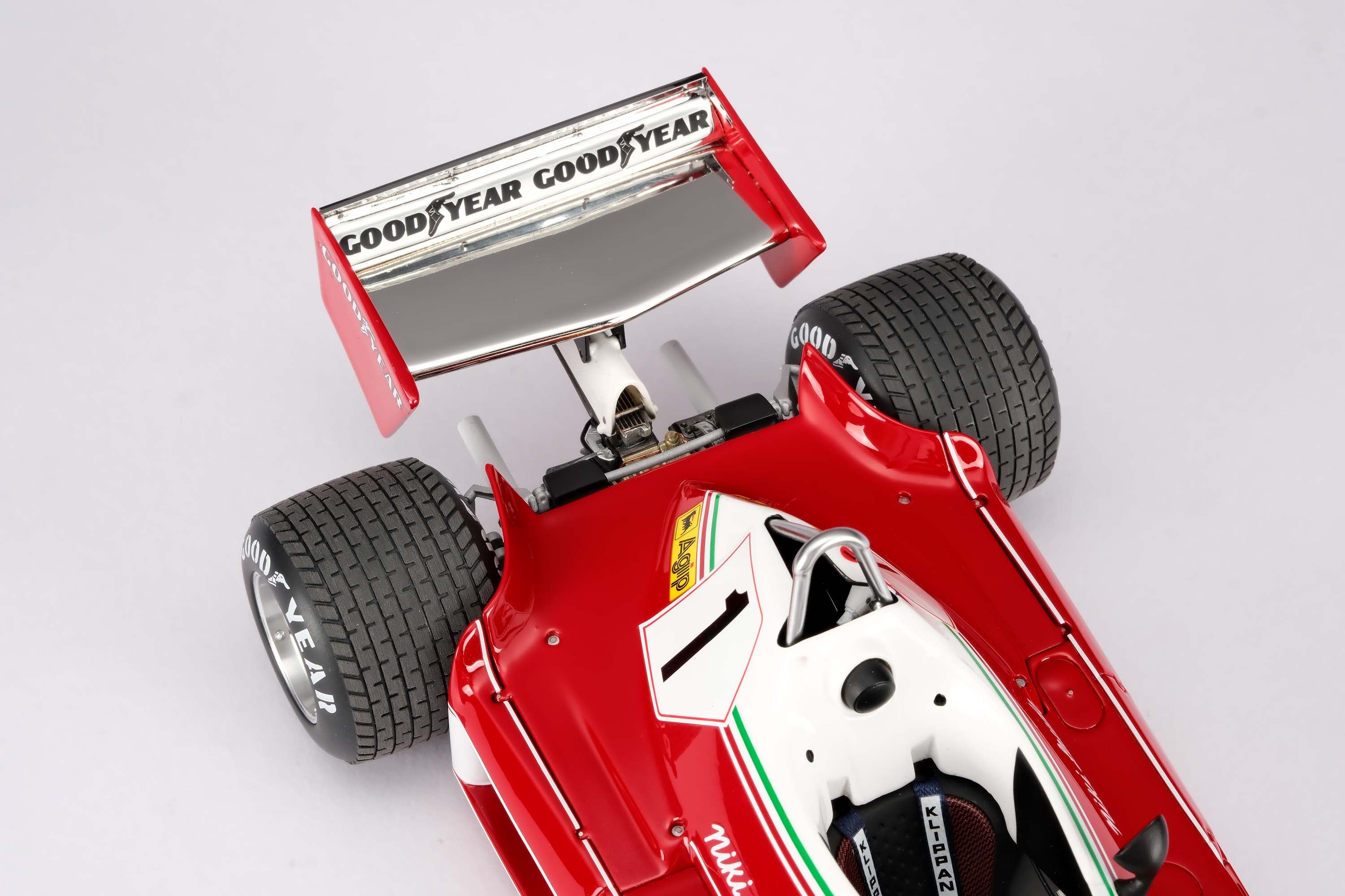 Amalgam 1:18 scale 1976 Ferrari 312 T2 Niki Lauda