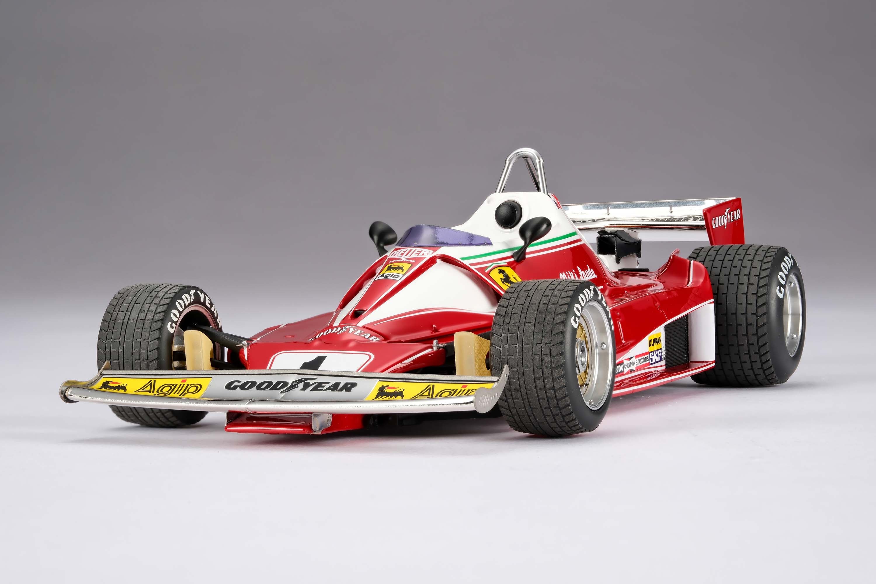 Amalgam 1:18 scale 1976 Ferrari 312 T2 Niki Lauda