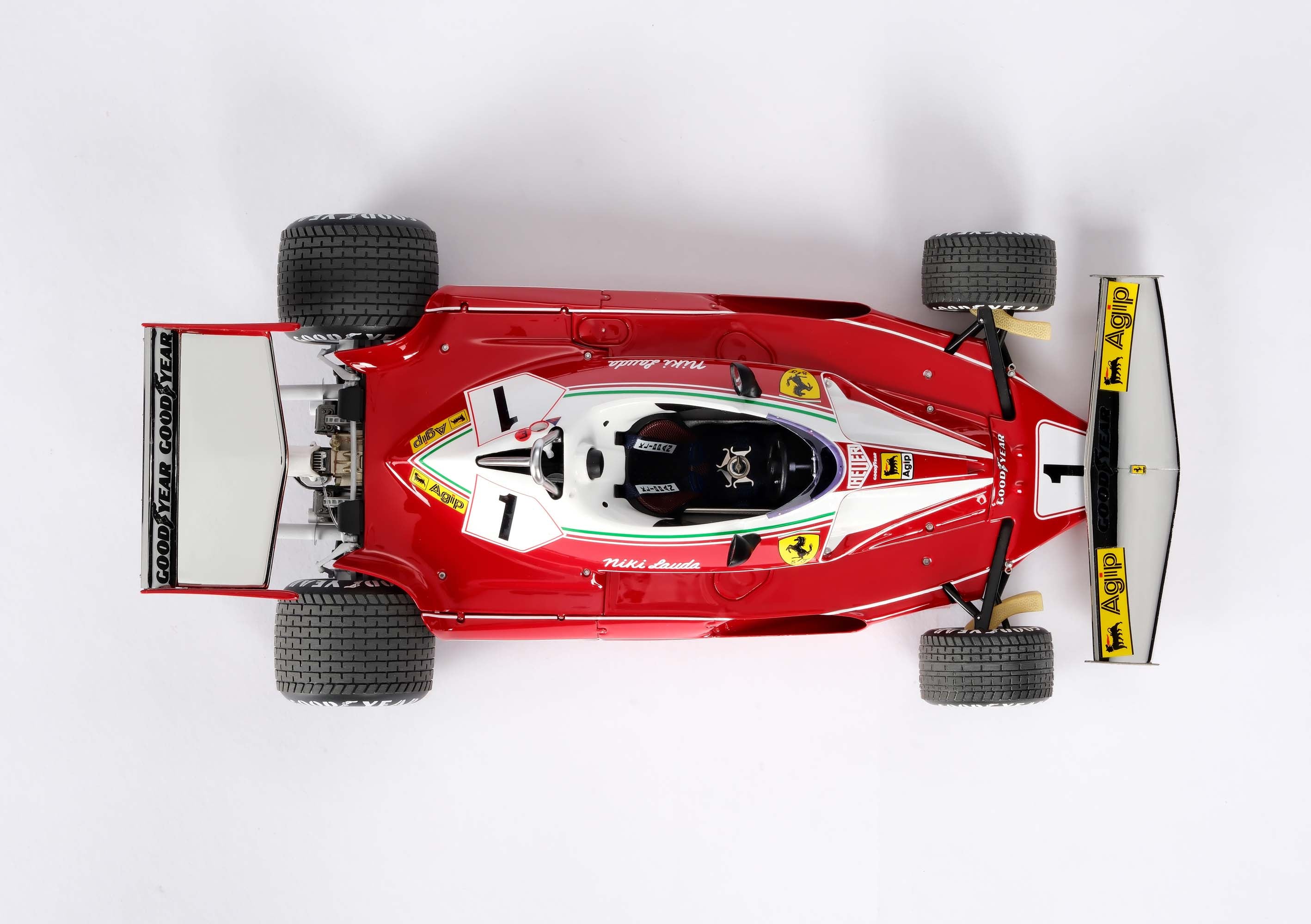 Amalgam 1:18 scale 1976 Ferrari 312 T2 Niki Lauda