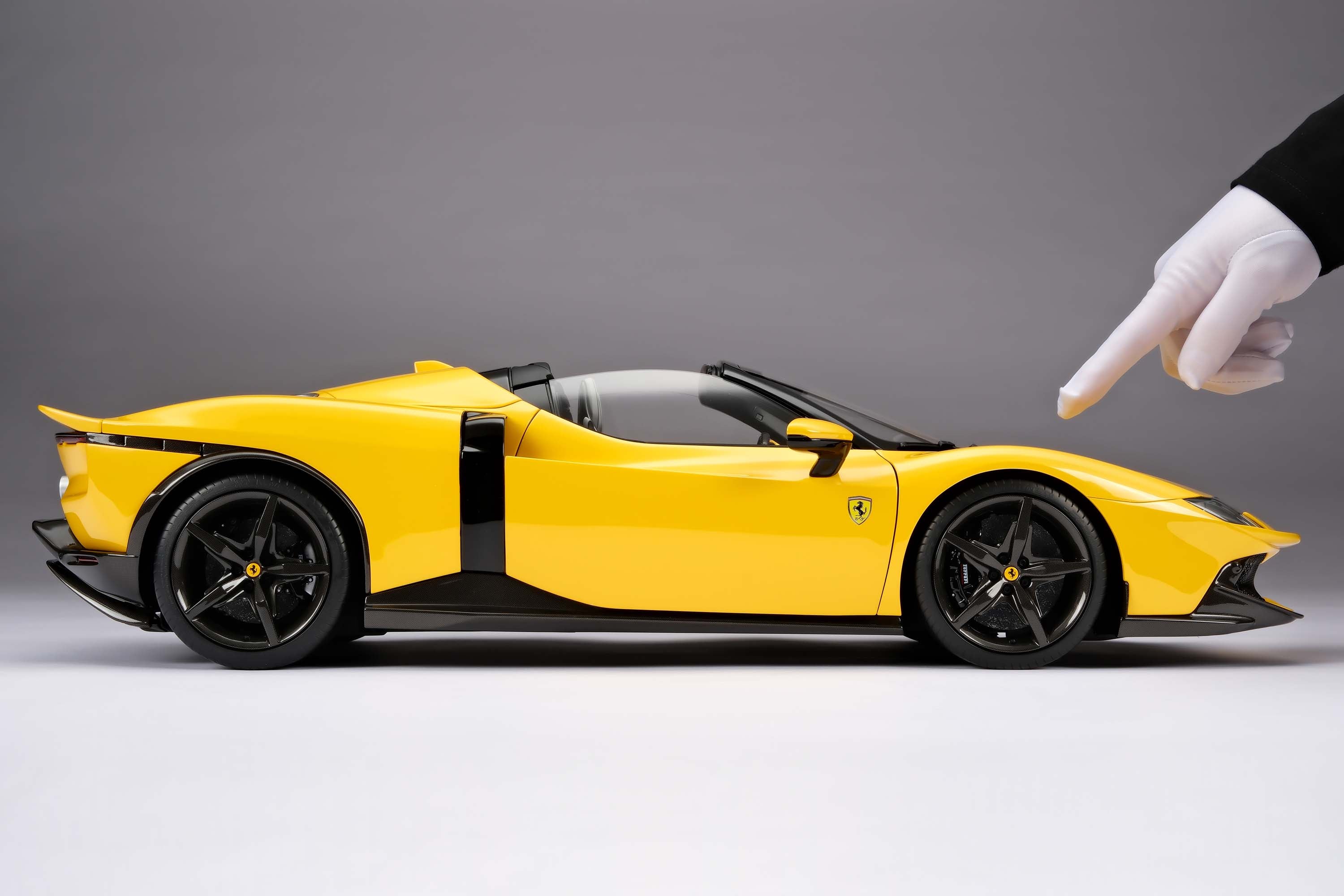 Amalgam 1:8 scale Ferrari 849 Testarossa Coupe and Spider various colours