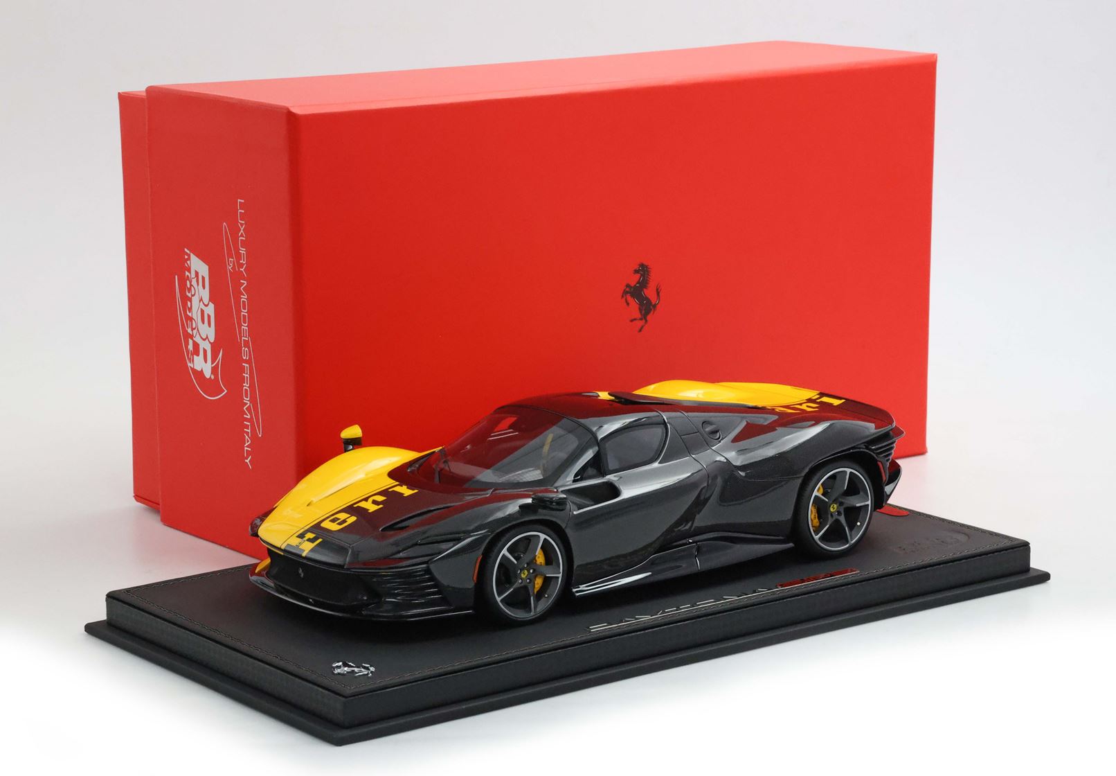BBR 1:18 scale Ferrari Daytona SP3 Taylor Made 599+1 yellow/black
