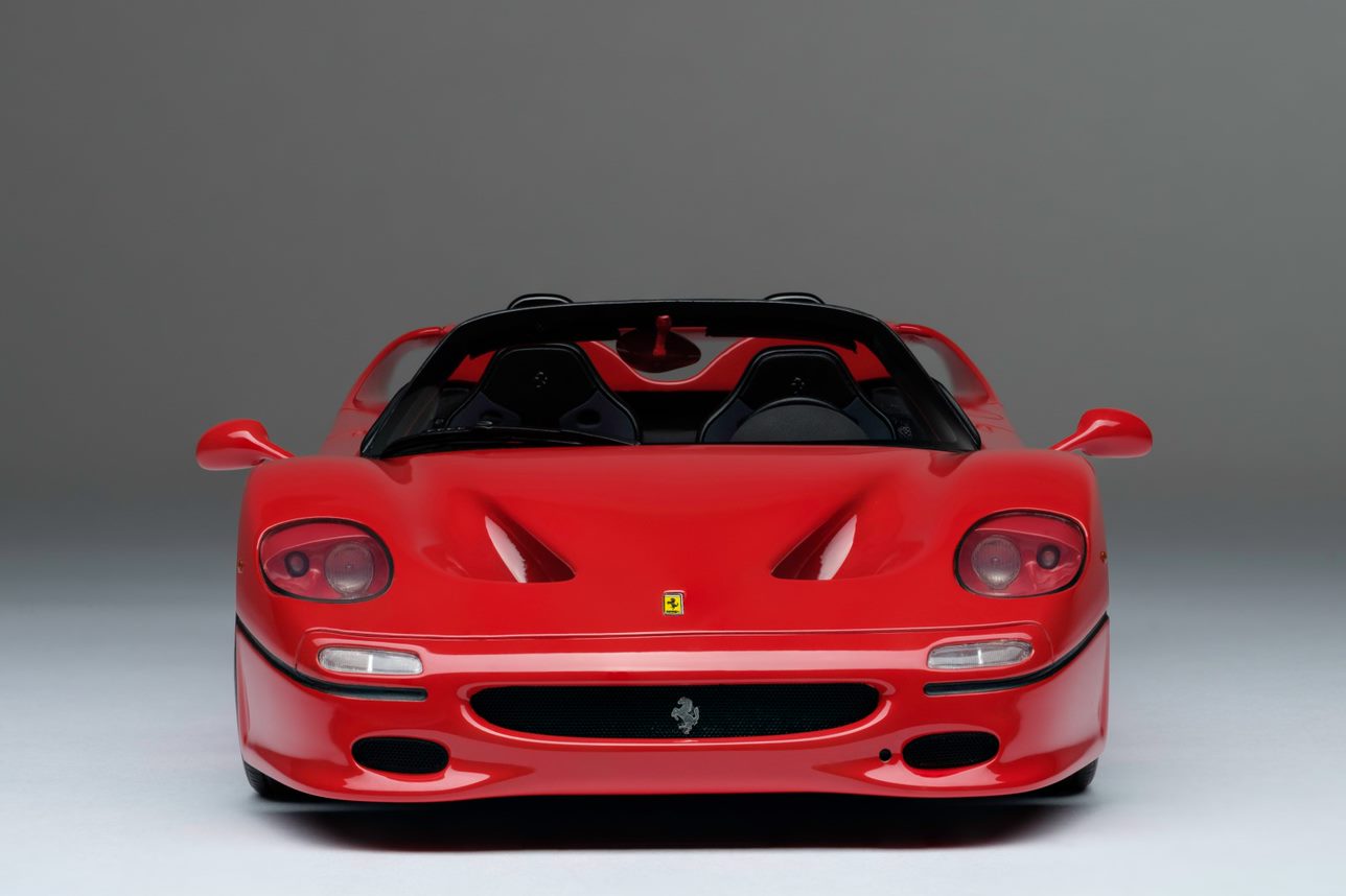 Amalgama Ferrari F50 escala 1:18