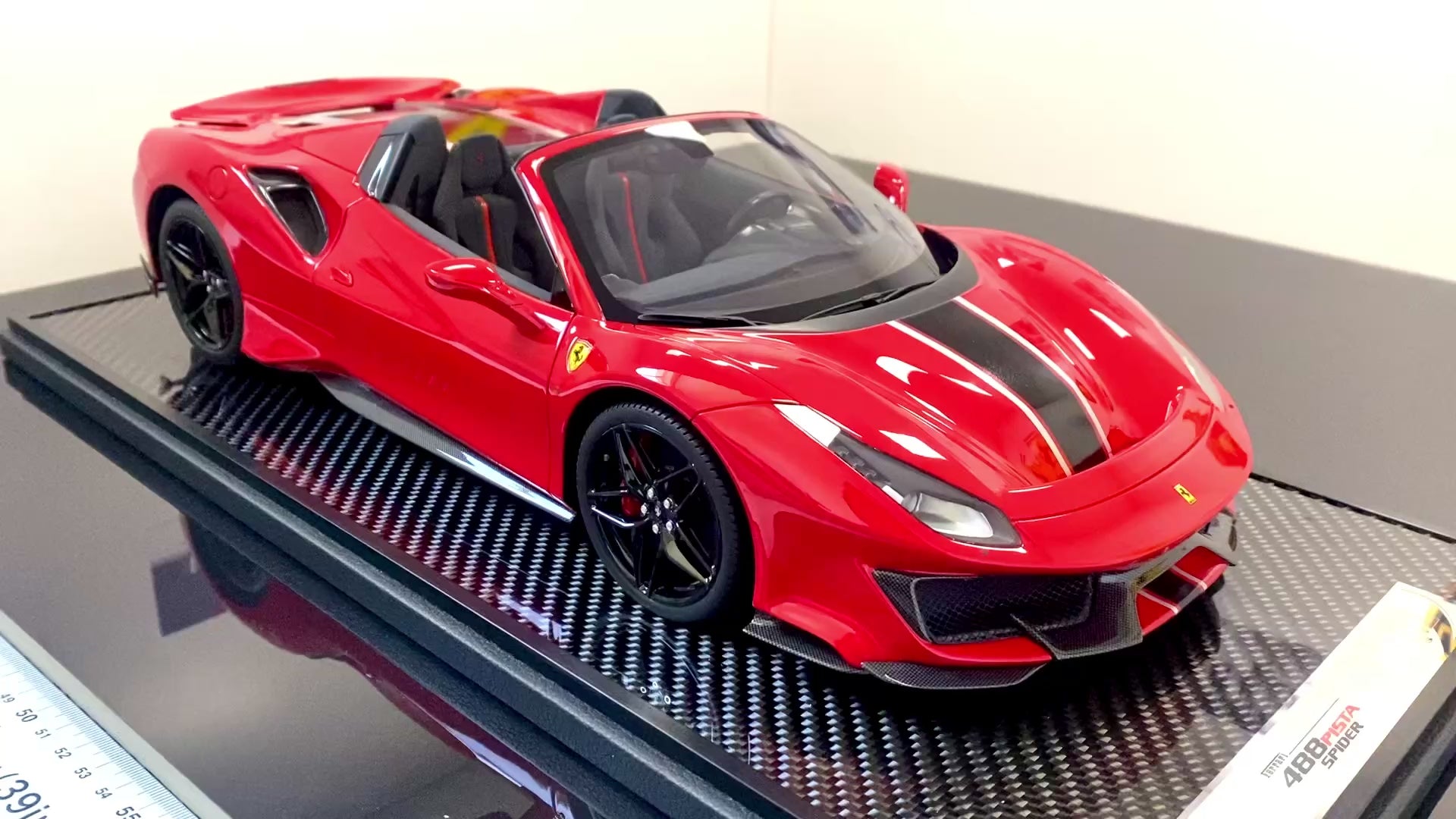 BBR Ferrari 488 Pista Spider 1:12 scale