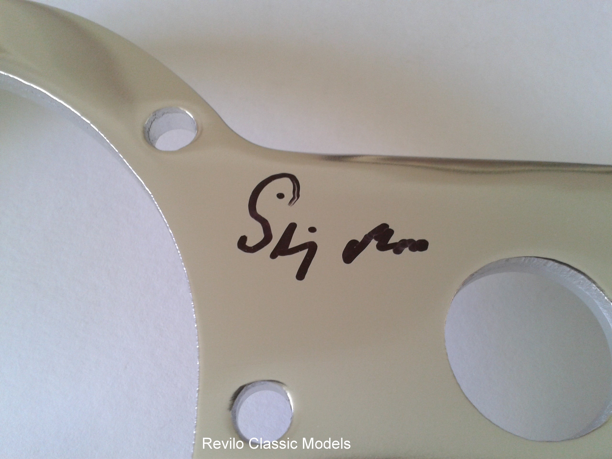 Stirling Moss SIGNED steering wheel